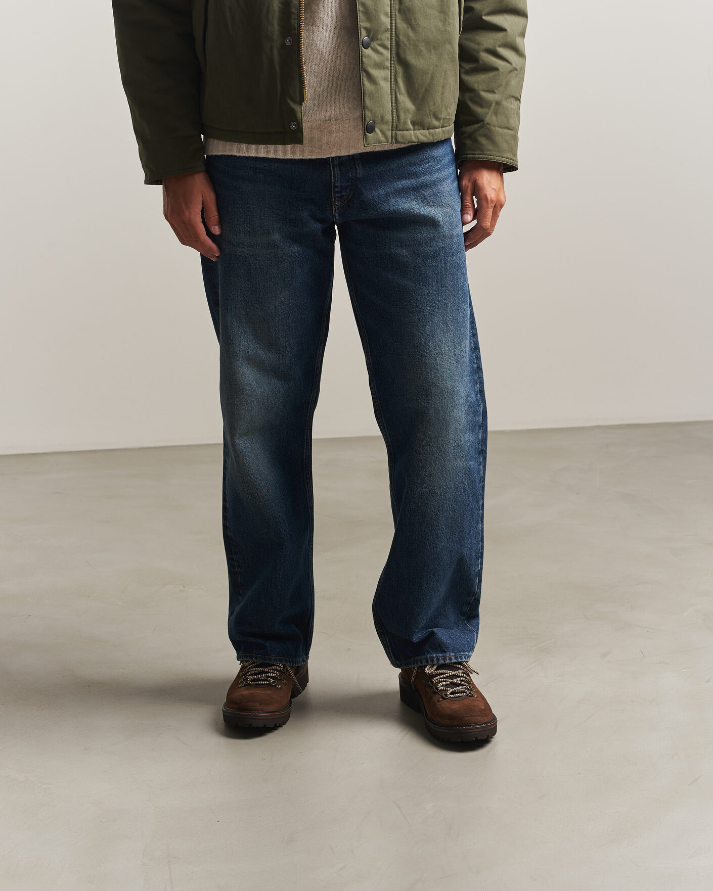 Uomini | Stivali | Astorflex | Forflex Low Mountain Shoe Dark Khaki Suede