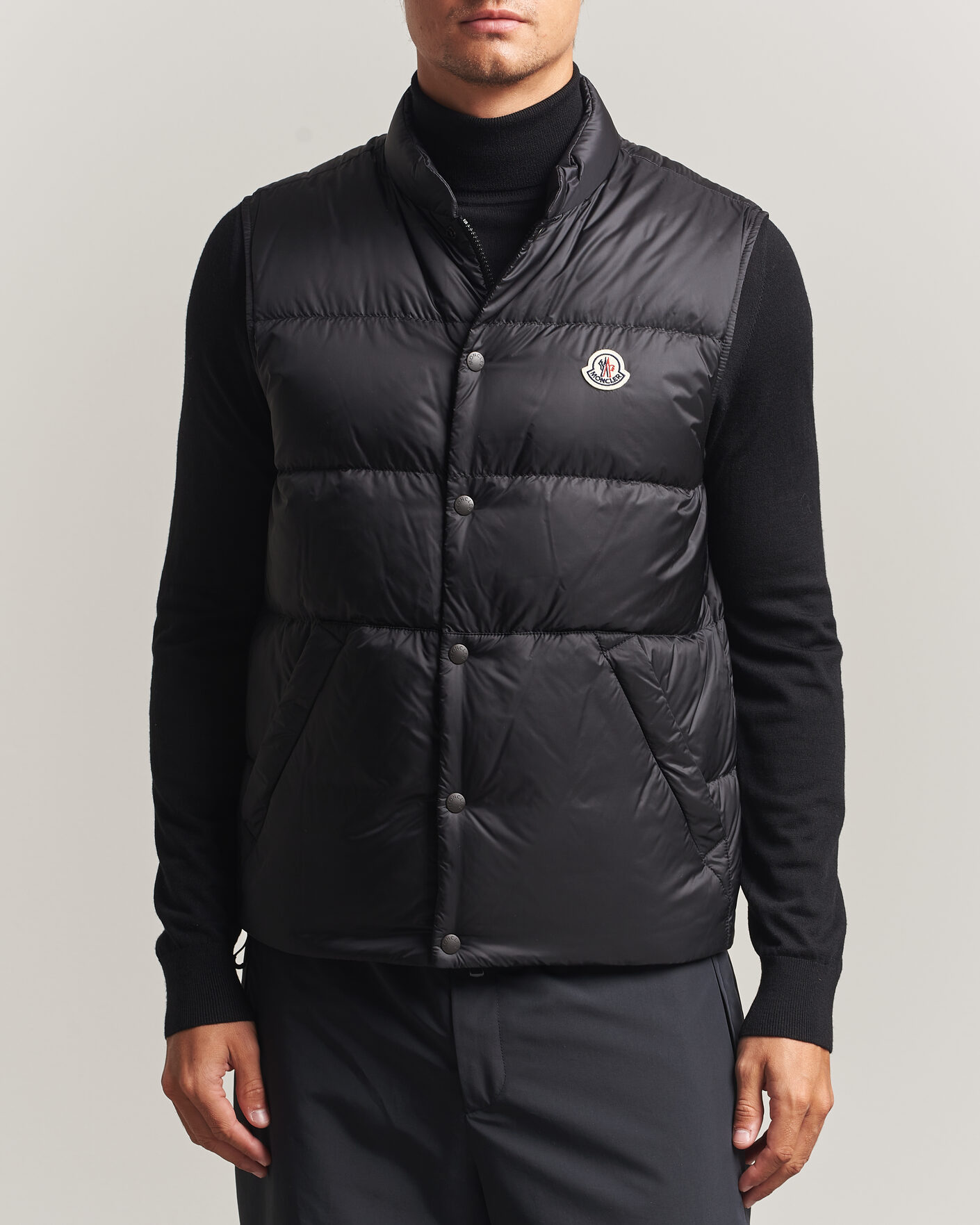 Uomini | Gilet | Moncler | Tuquerouye Down Vest Black