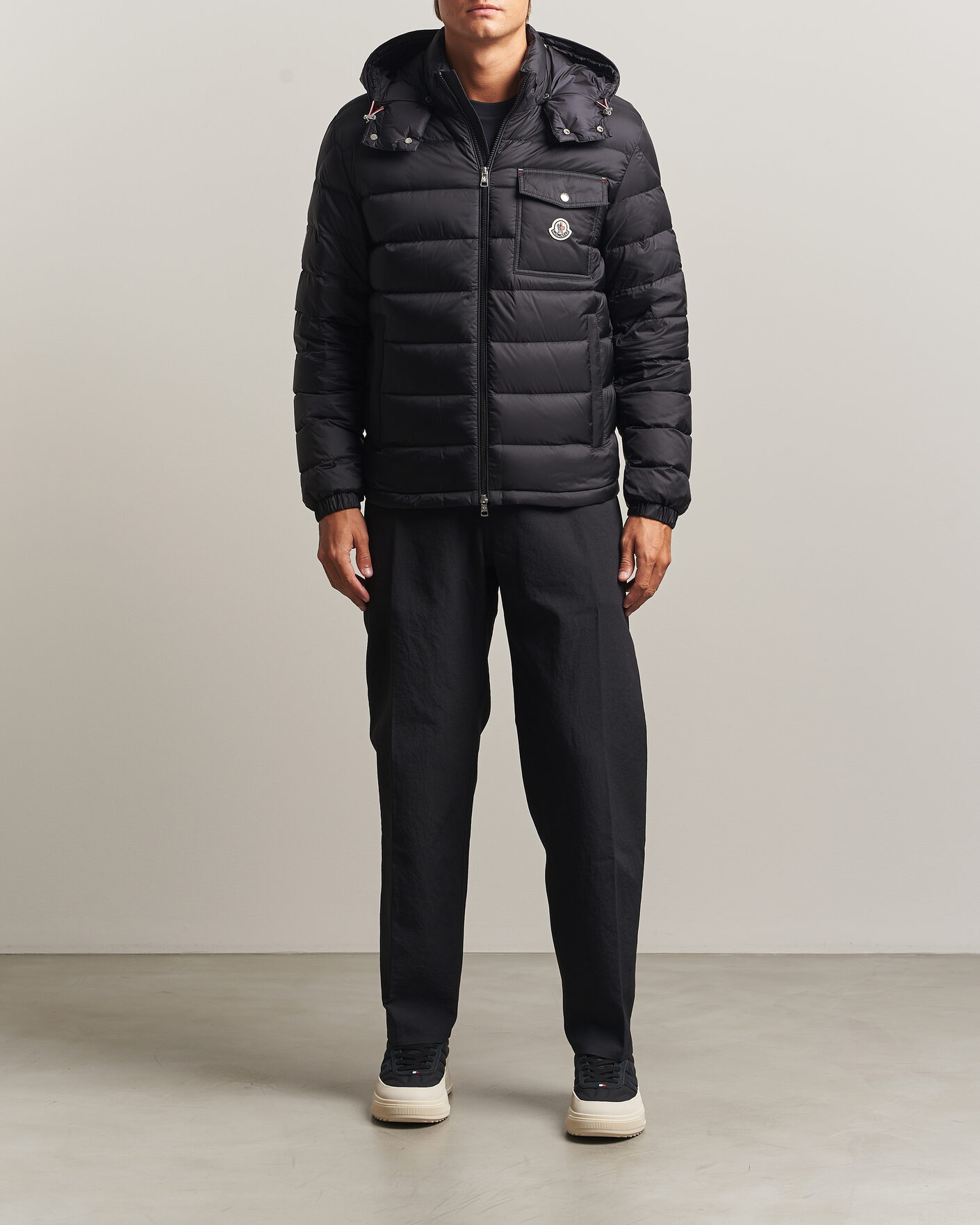 Uomini | Giacche | Moncler | Verith Hooded Down Jacket Black