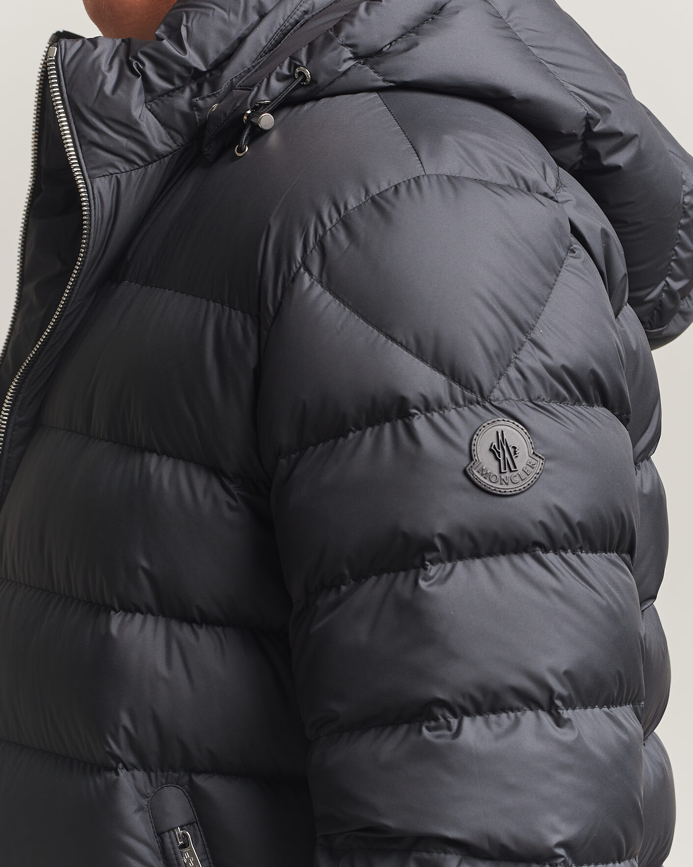 Uomini | Giacche | Moncler | Arneb Hooded Down Jacket Black