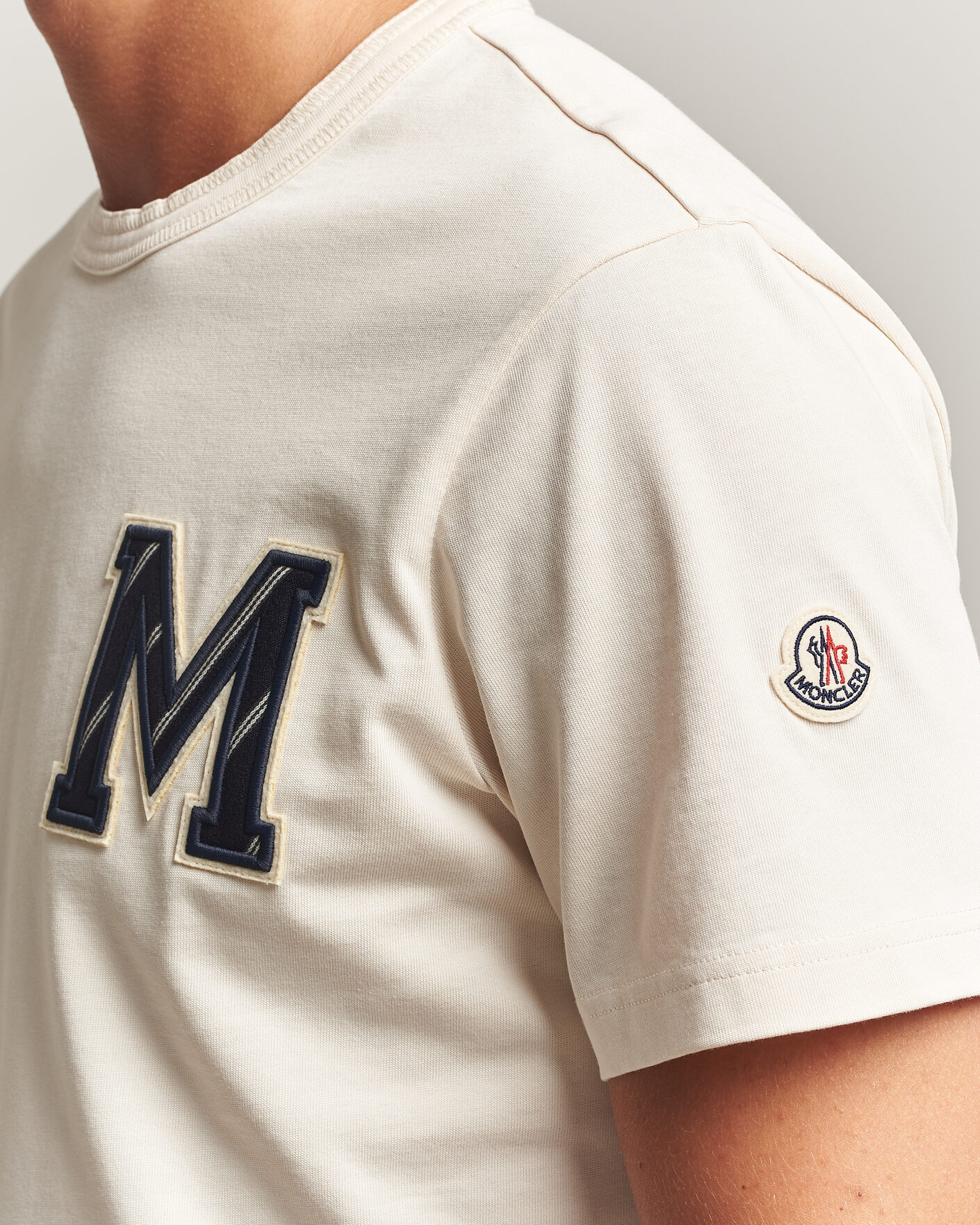 Uomini | T-shirt | Moncler | Varsity Logo T-Shirt Off White