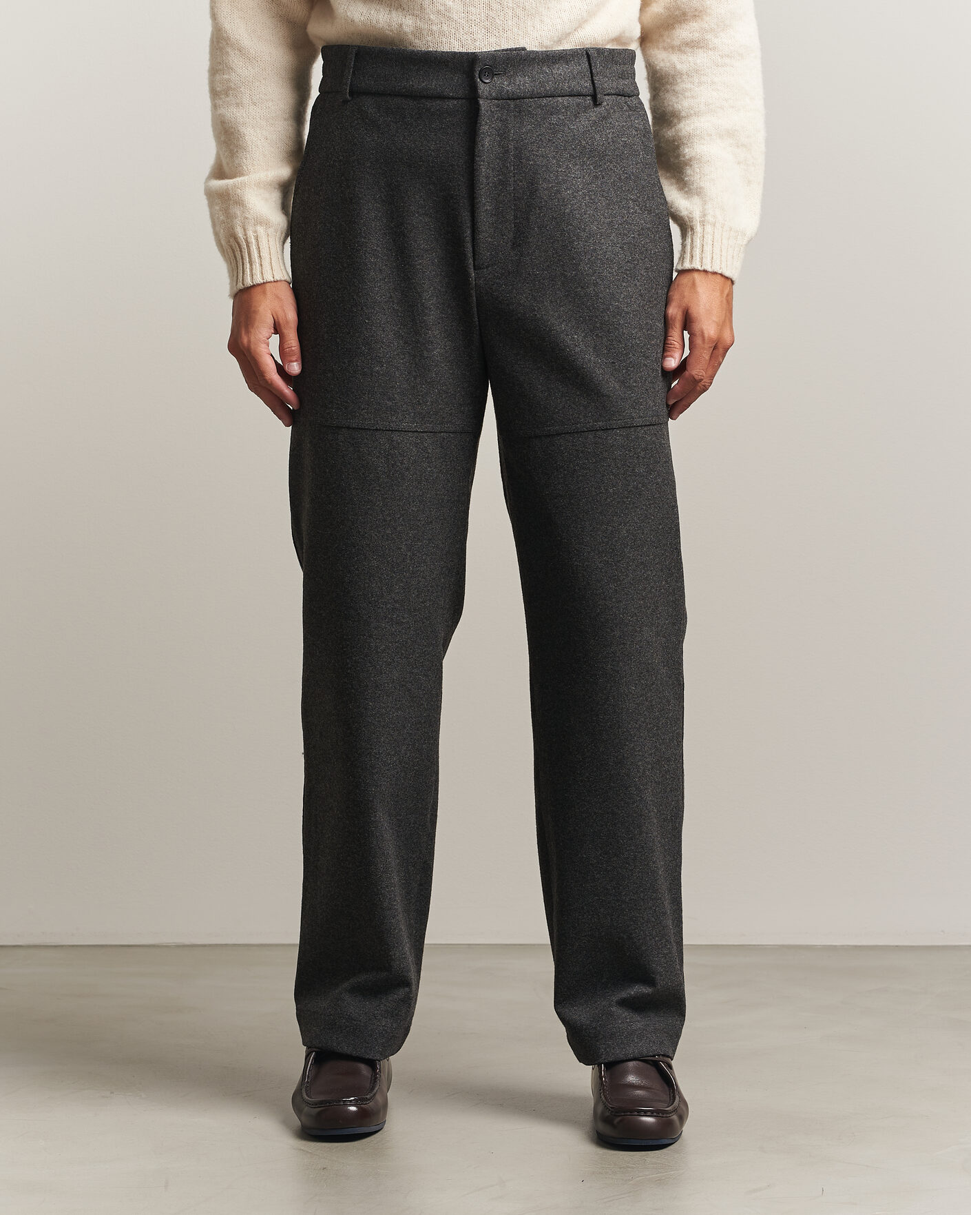 Uomini | Pantaloni | Moncler | Flannel Trousers Charcoal