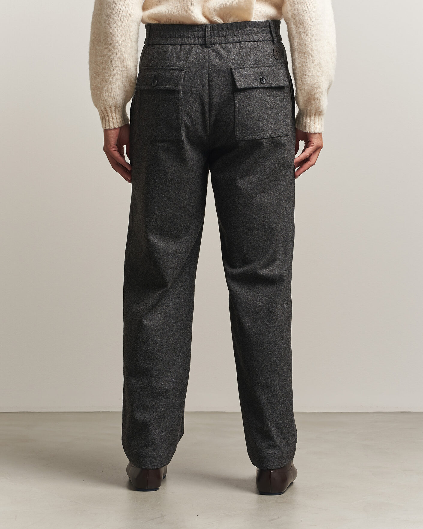 Uomini | Pantaloni | Moncler | Flannel Trousers Charcoal
