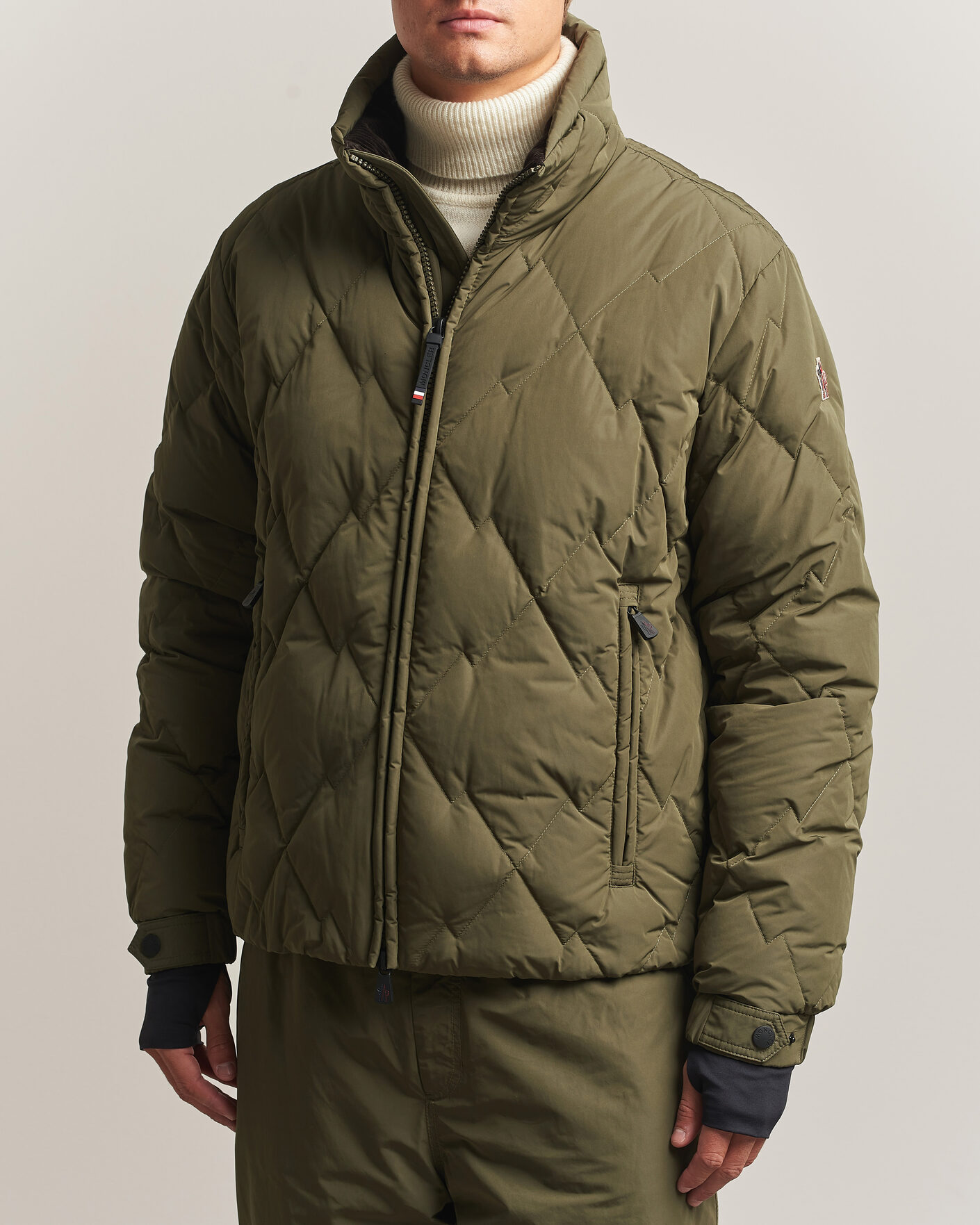Uomini | Giacche | Moncler Grenoble | Bramas Quilted Jacket Olive