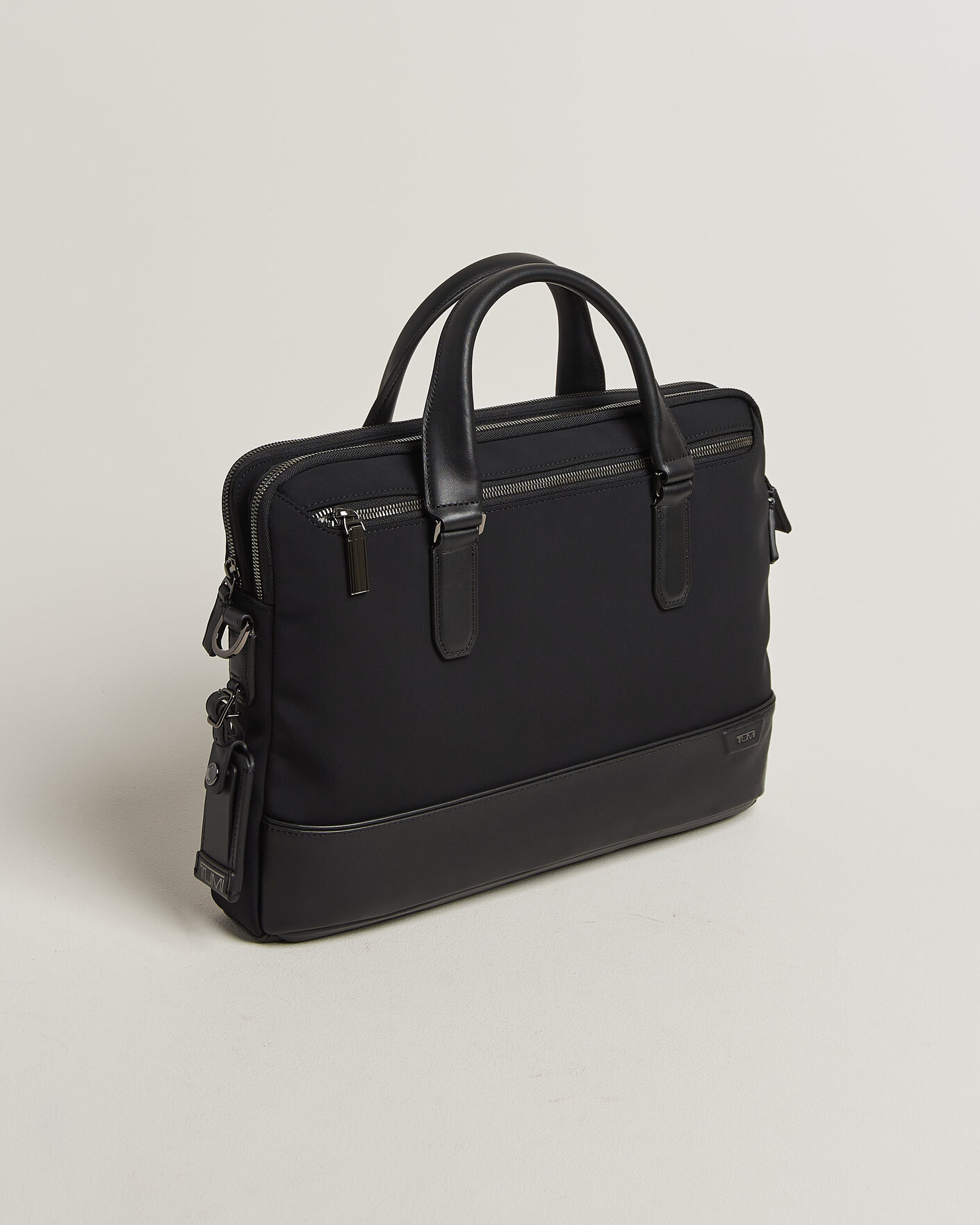 Uomini | Borse | TUMI | Harrison Sycamore Slim Nylon Brief Midnight Black