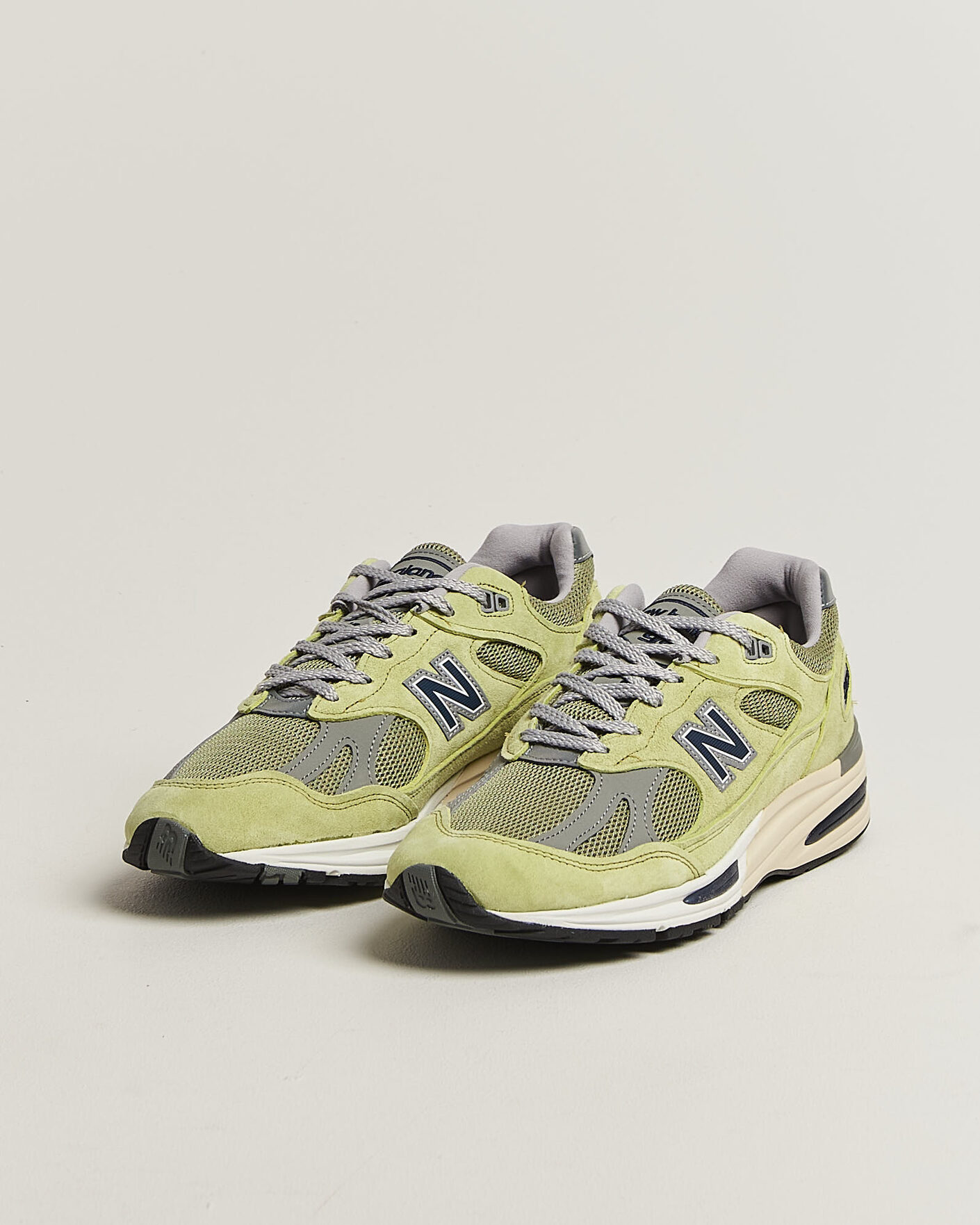 Uomini | Sneakers | New Balance Made In US & UK | New Balance Made in Made in UK 991v2 Green Banana