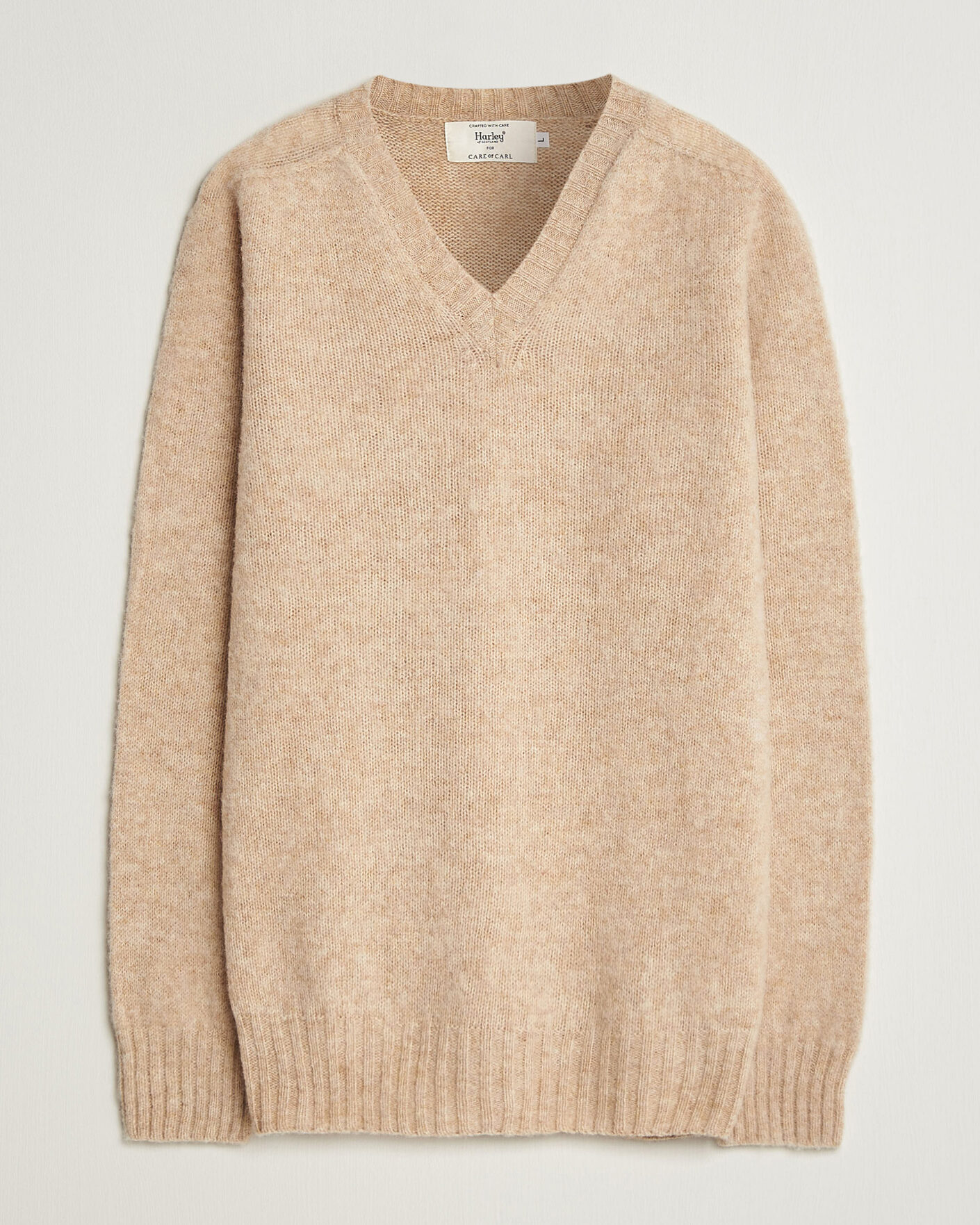 Uomini | Maglieria | Harley Of Scotland for Care of Carl | Brushed Supersoft Lambswool V-Neck Beige