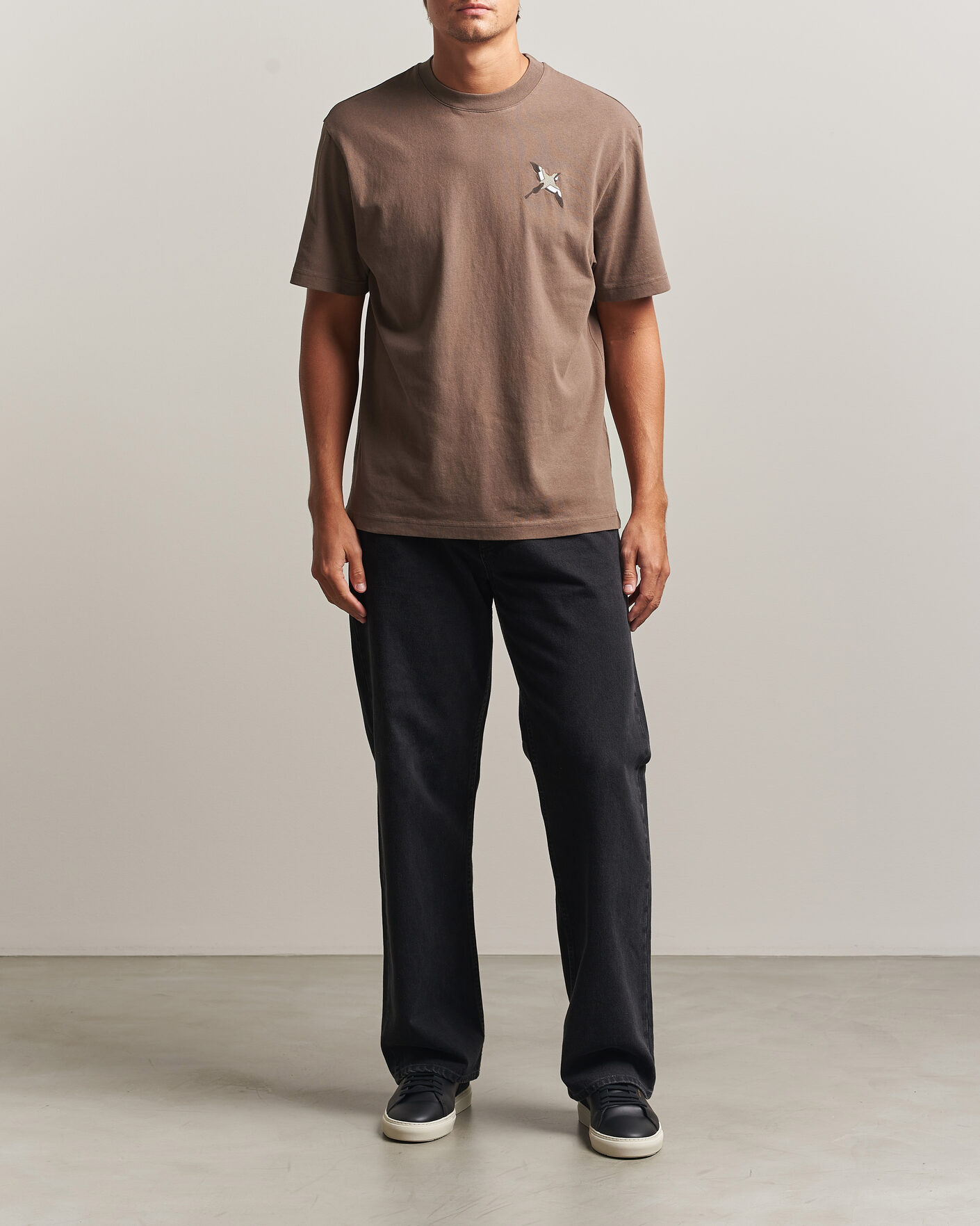 Uomini | T-shirt | Axel Arigato | Micro Bee Birt T-Shirt Coffee Brown