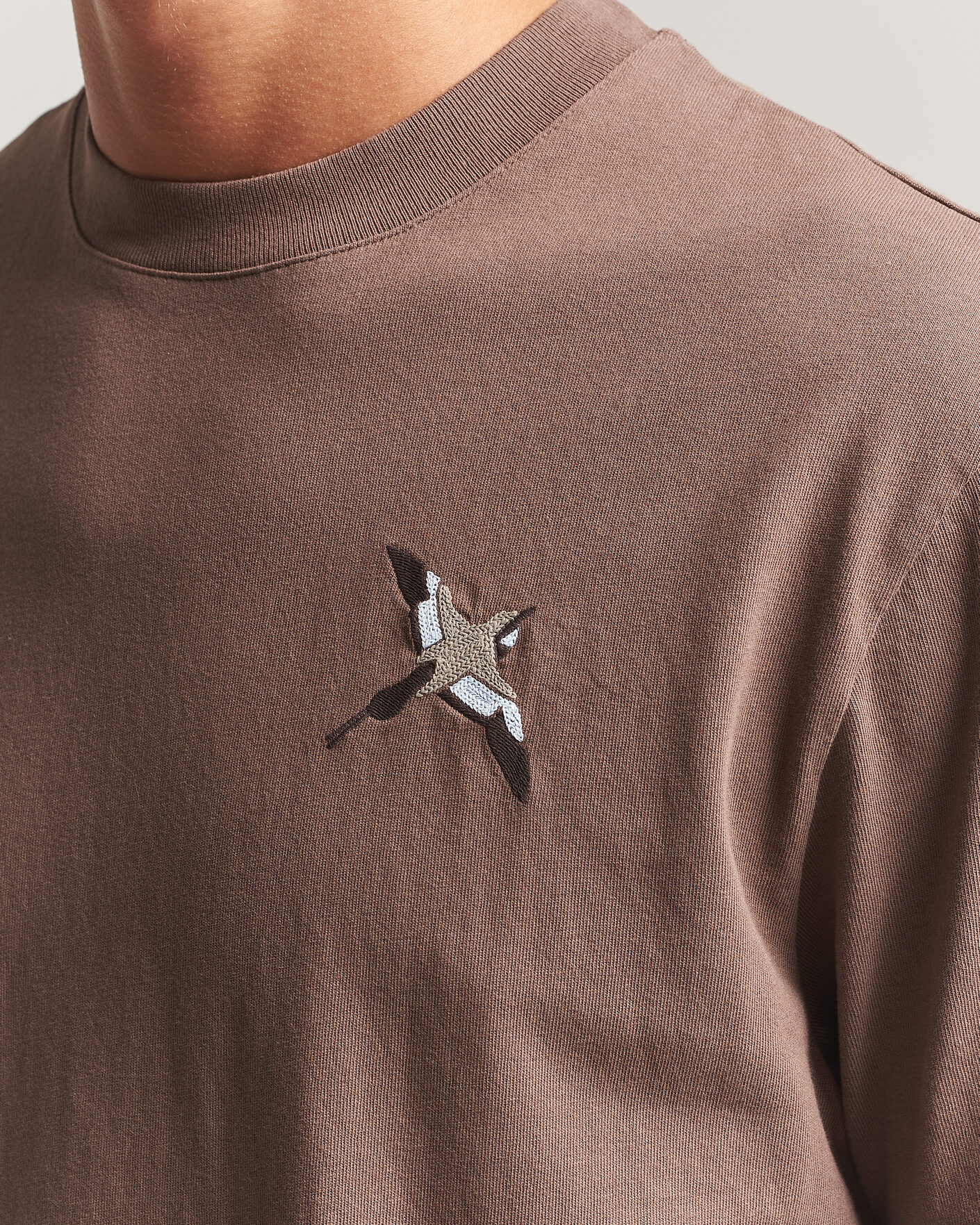 Uomini | T-shirt | Axel Arigato | Micro Bee Birt T-Shirt Coffee Brown