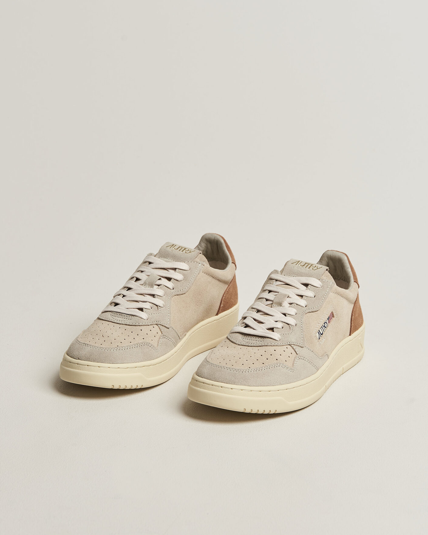 Uomini | Sneakers | Autry | Medalist Low Suede Mix Sneaker Brown/Beige/White