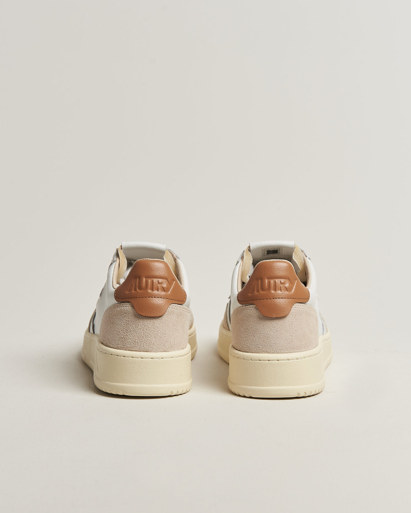 Uomini | Sneakers | Autry | Medalist Low Leather/Suede Sneaker White/Lion