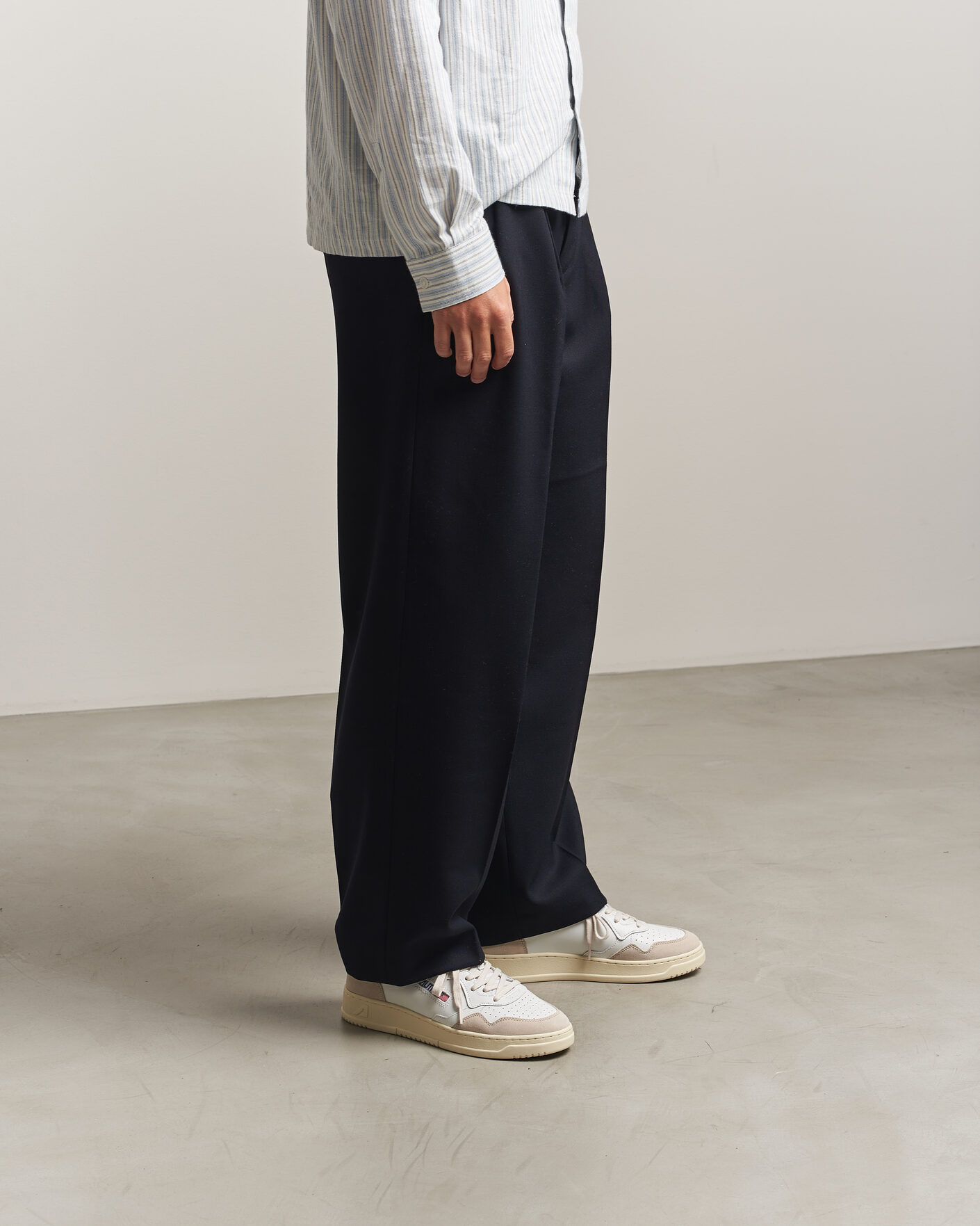 Uomini | Sneakers | Autry | Medalist Low Leather/Suede Sneaker White/Fig