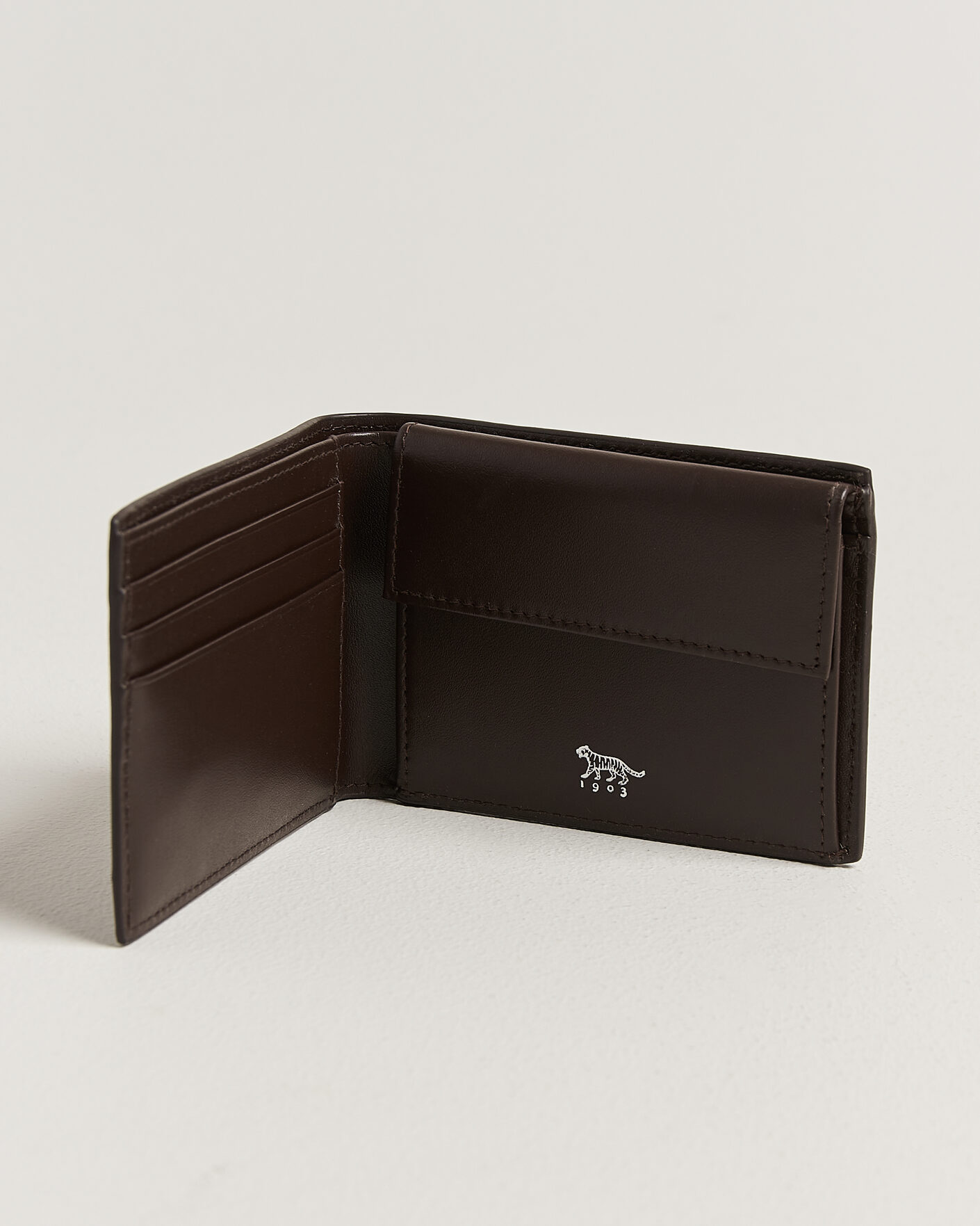 Uomini | Portafogli | Tiger of Sweden | Wivalius Leather Wallet Dark Brown