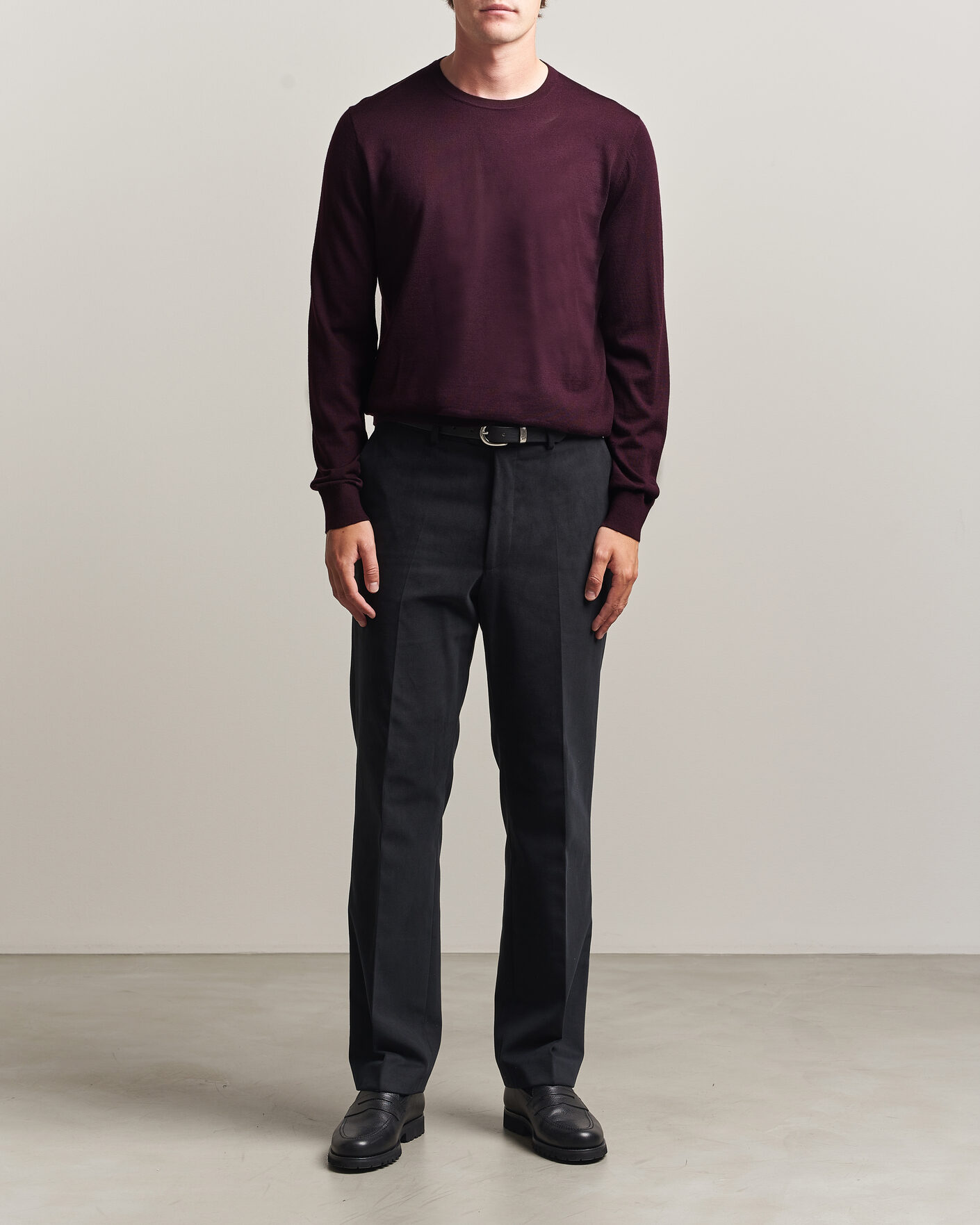 Uomini | Maglieria | Tiger of Sweden | Connor Extra Fine Merino Crew Neck Pullover Aubergine