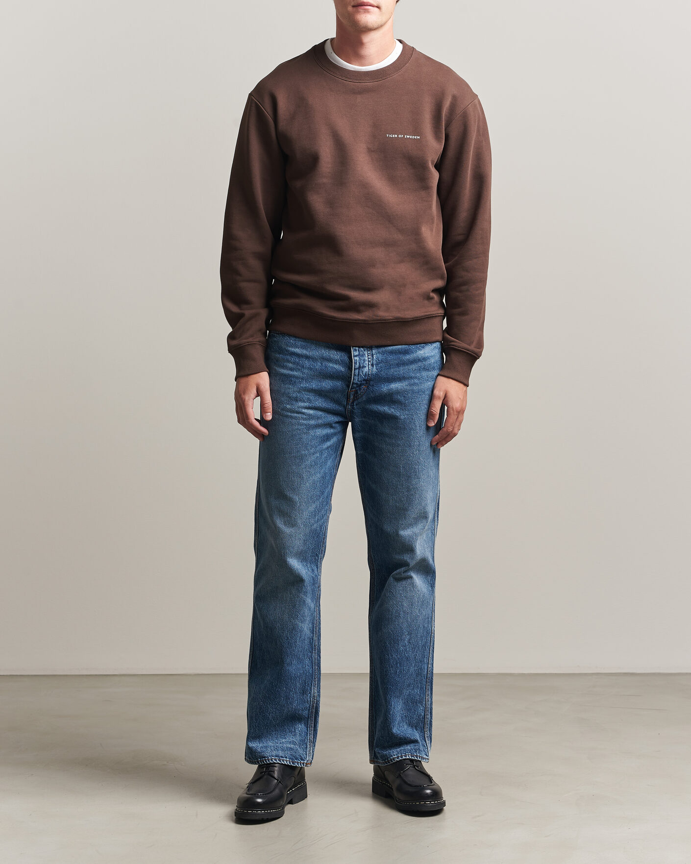 Uomini | Maglieria | Tiger of Sweden | Emerson Crew Neck Sweatshirt Dark Mahogany