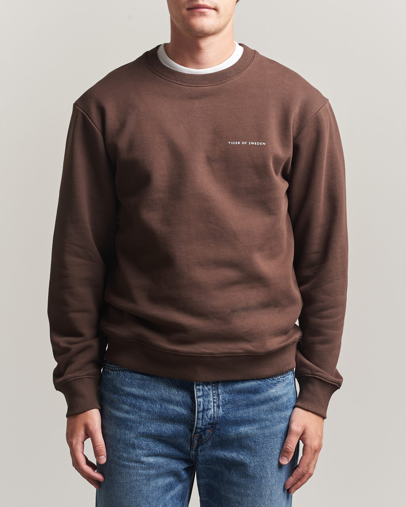 Uomini | Maglieria | Tiger of Sweden | Emerson Crew Neck Sweatshirt Dark Mahogany