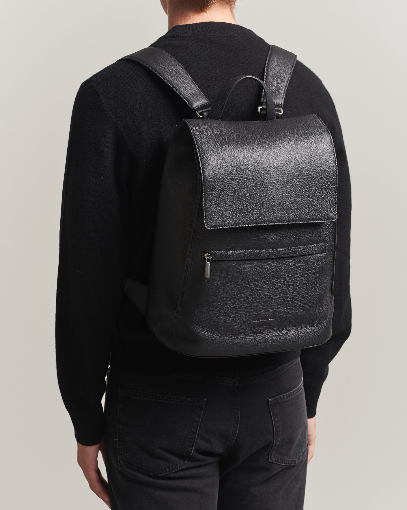 Uomini | Borse | Tiger of Sweden | Vuntir Grained Leather Backpack Black