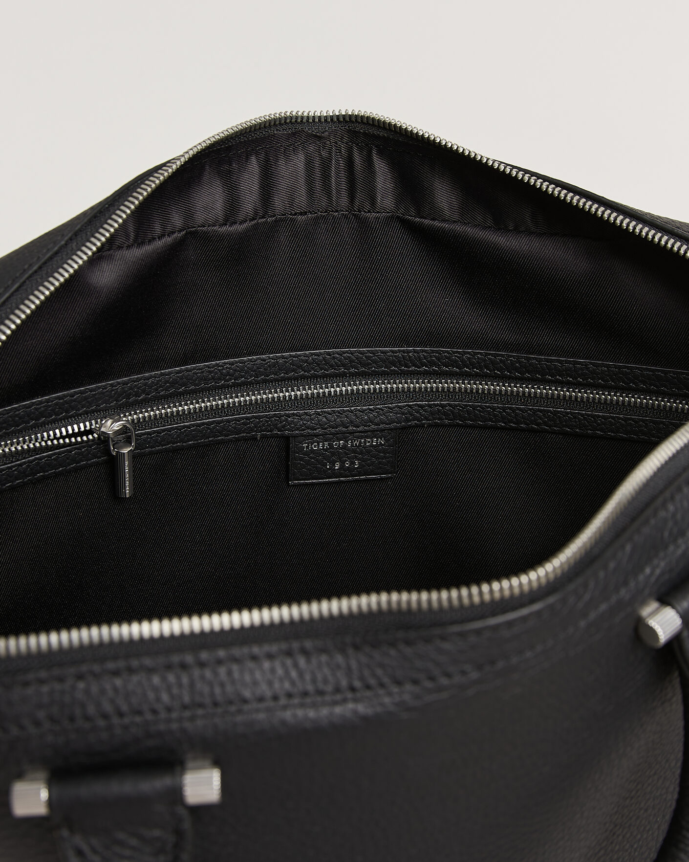 Uomini | Borse | Tiger of Sweden | Valise Grained Leather Briefcase Black
