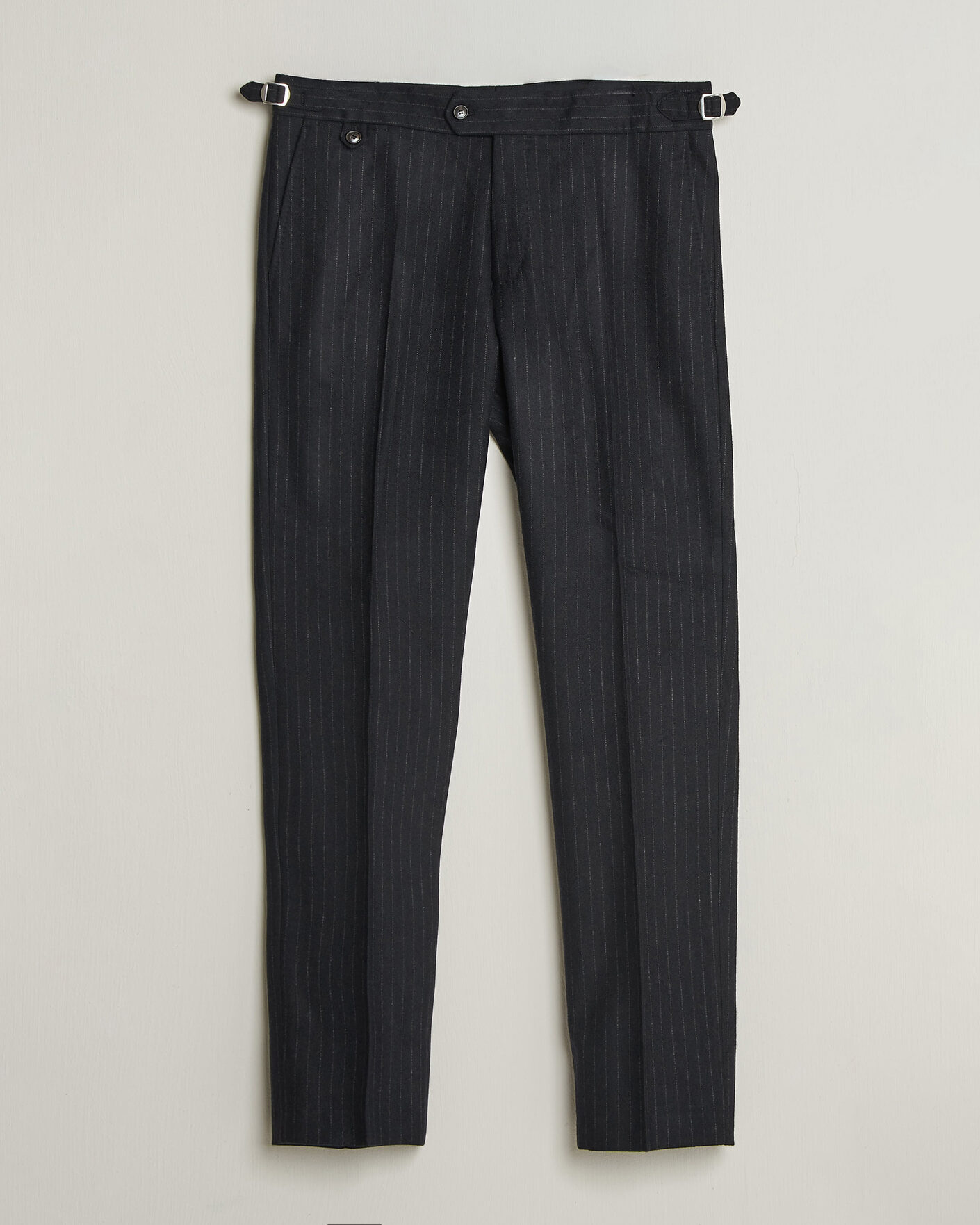 Uomini | Pantaloni | Tiger of Sweden | Tense Wool Pleated Pinstriped Trousers Blue Function
