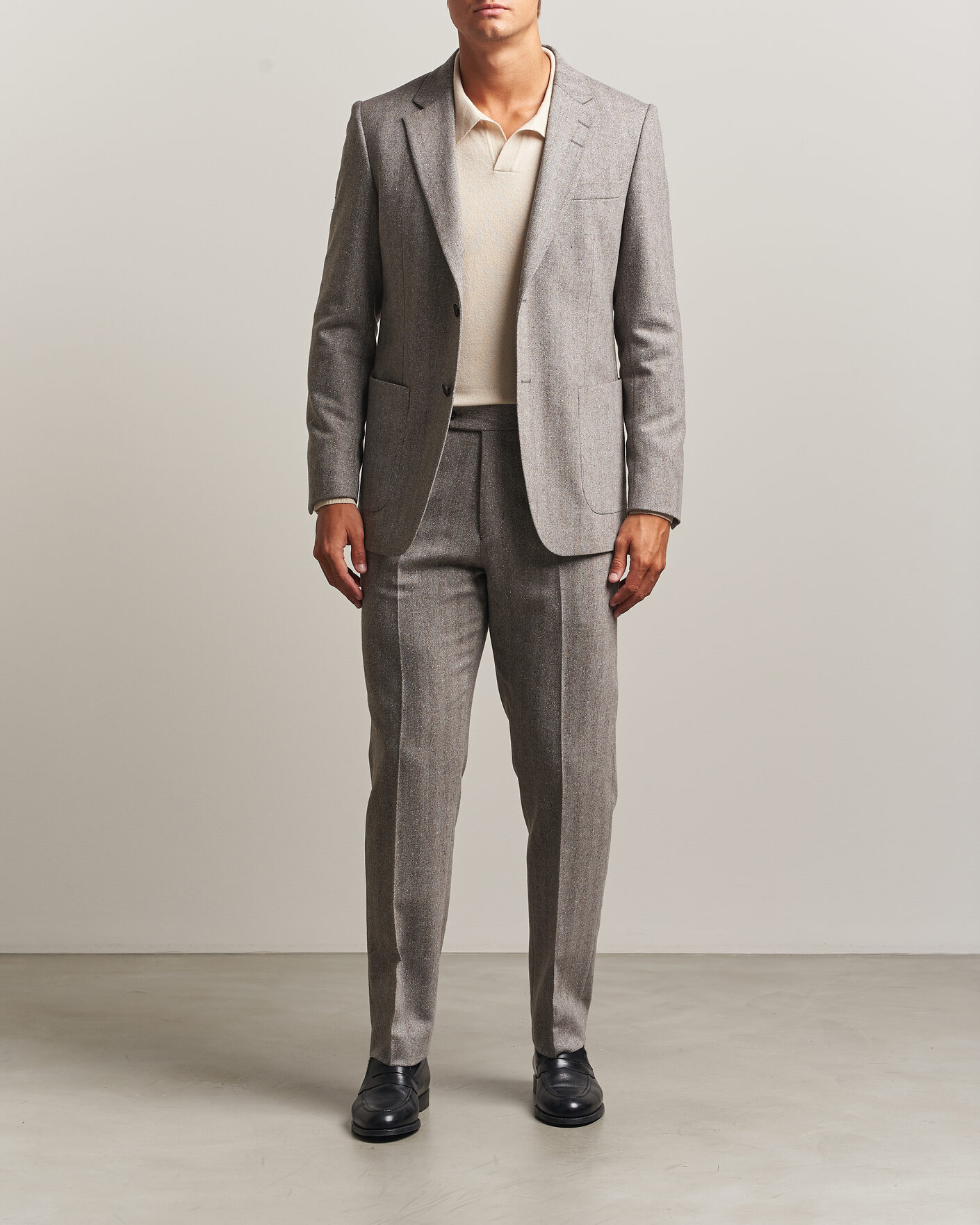 Uomini | Pantaloni | Tiger of Sweden | Tense Wool Donegal Suit Trousers Dark Stone