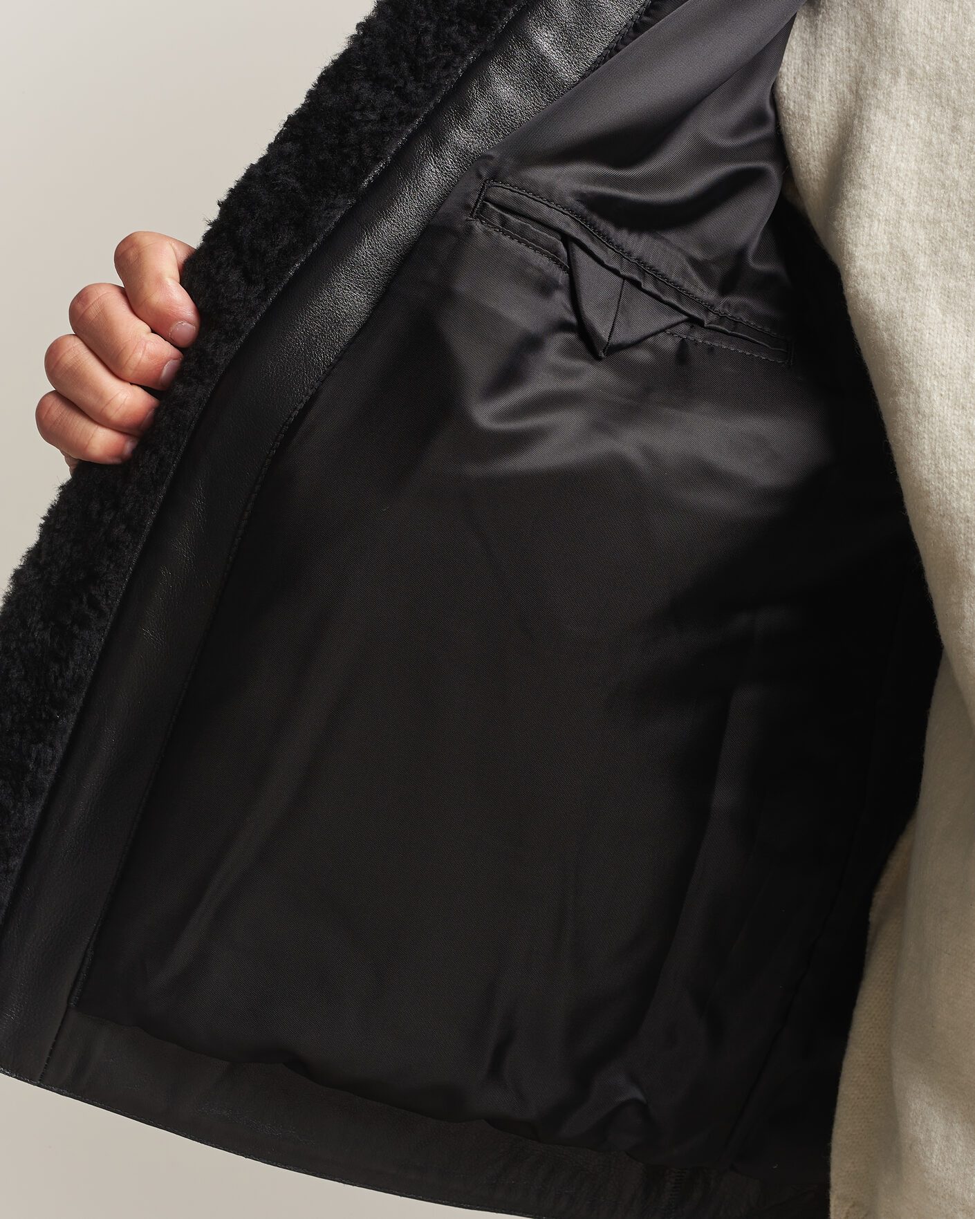 Uomini | Giacche | Tiger of Sweden | Viggo Shearling Jacket Black