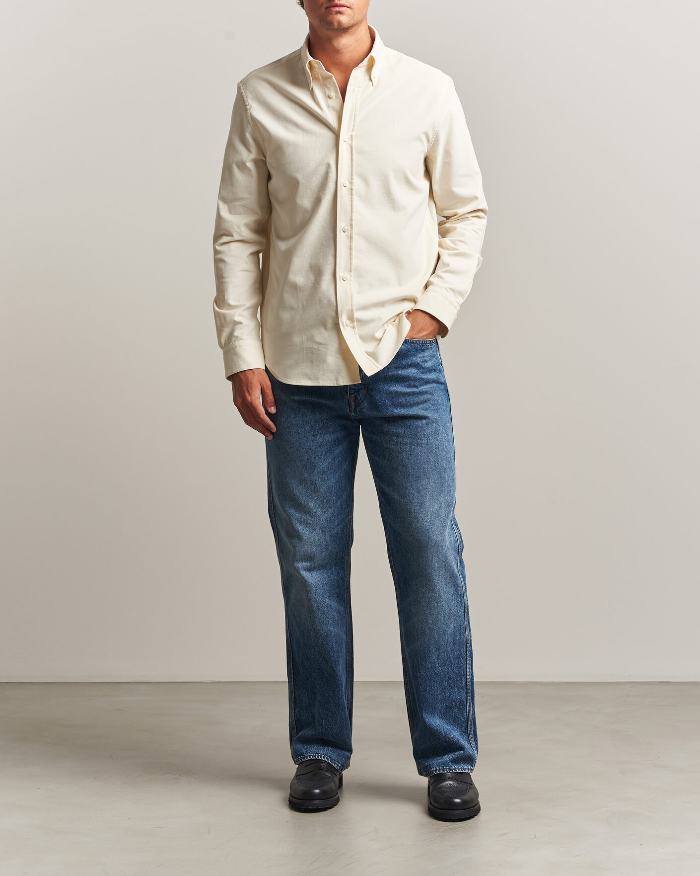 Uomini | Camicie | Tiger of Sweden | Bjorn Corduroy Shirt Cream White