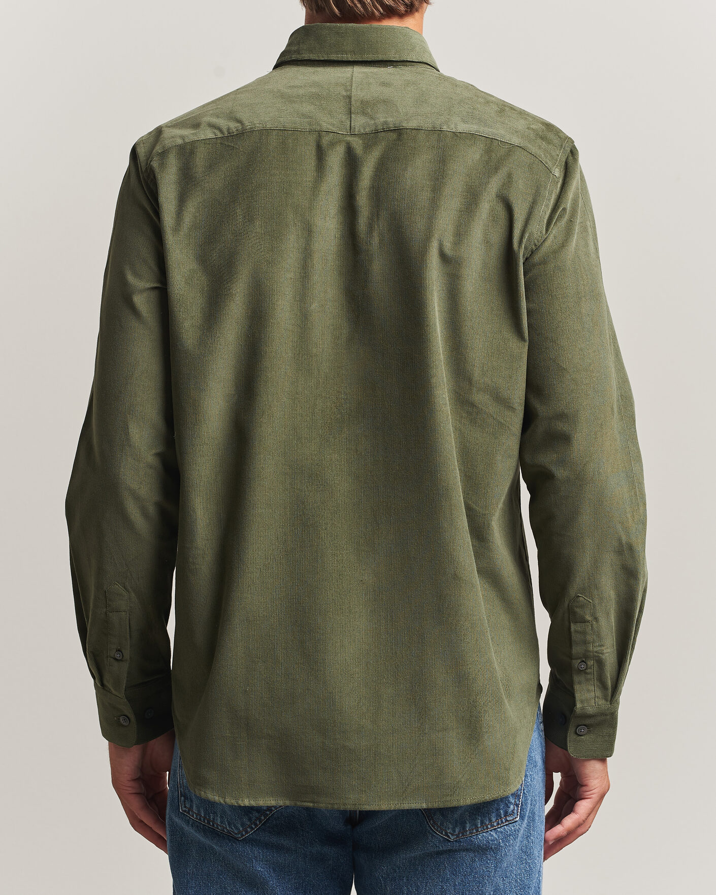 Uomini | Camicie | Tiger of Sweden | Bjorn Corduroy Shirt City Green