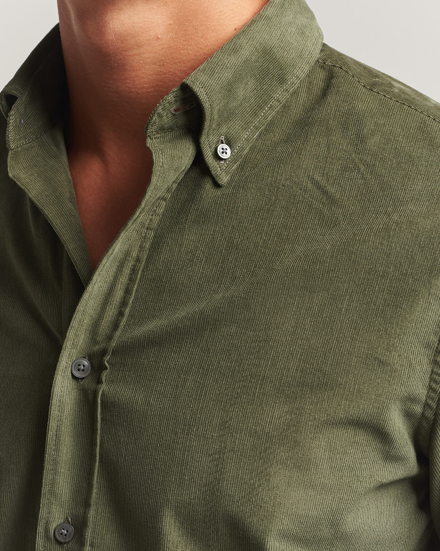 Uomini | Camicie | Tiger of Sweden | Bjorn Corduroy Shirt City Green
