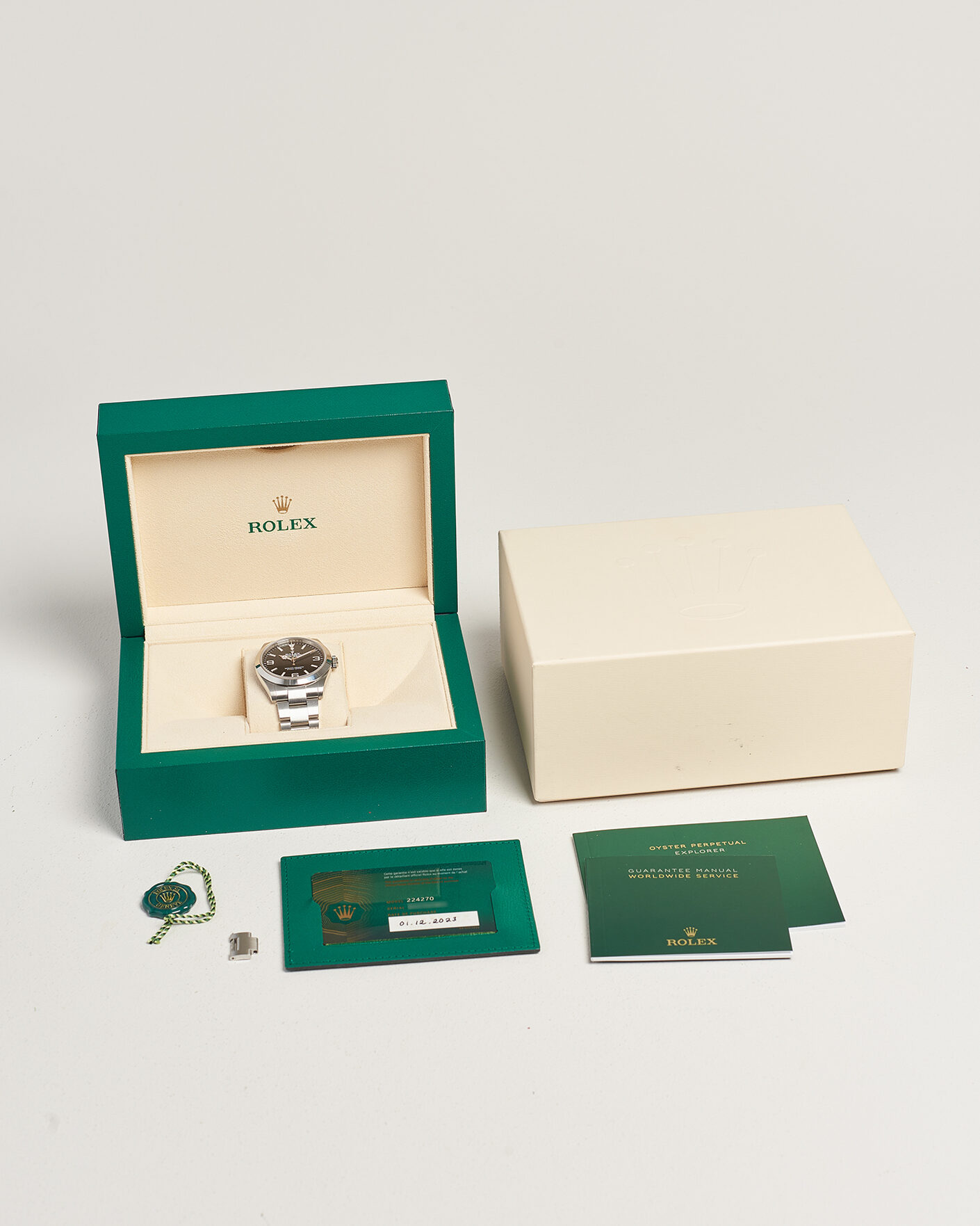 Uomini | Pre-Owned & Vintage Watches | Rolex Pre-Owned | Explorer 40