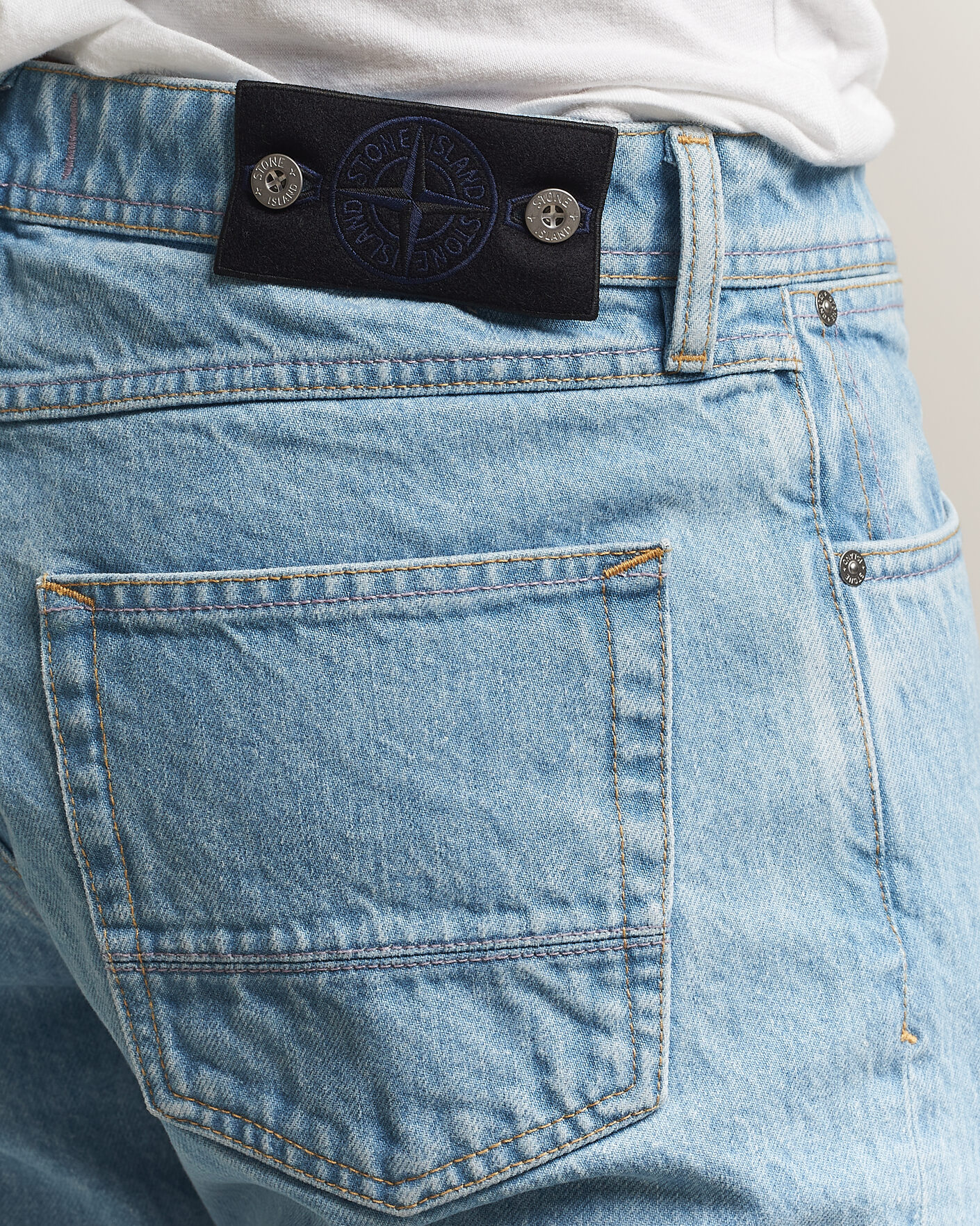 Uomini | Jeans | Stone Island | Regular Straight Fit Indigo Jeans Blue Light Wash
