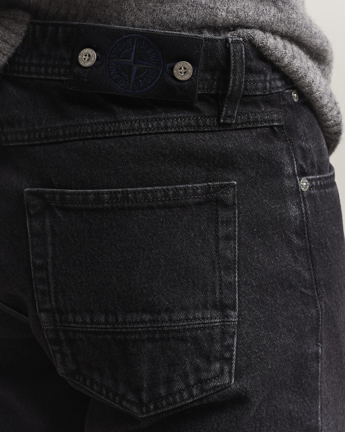 Uomini | Jeans | Stone Island | Regular Straight Fit Jeans Black Medium Wash