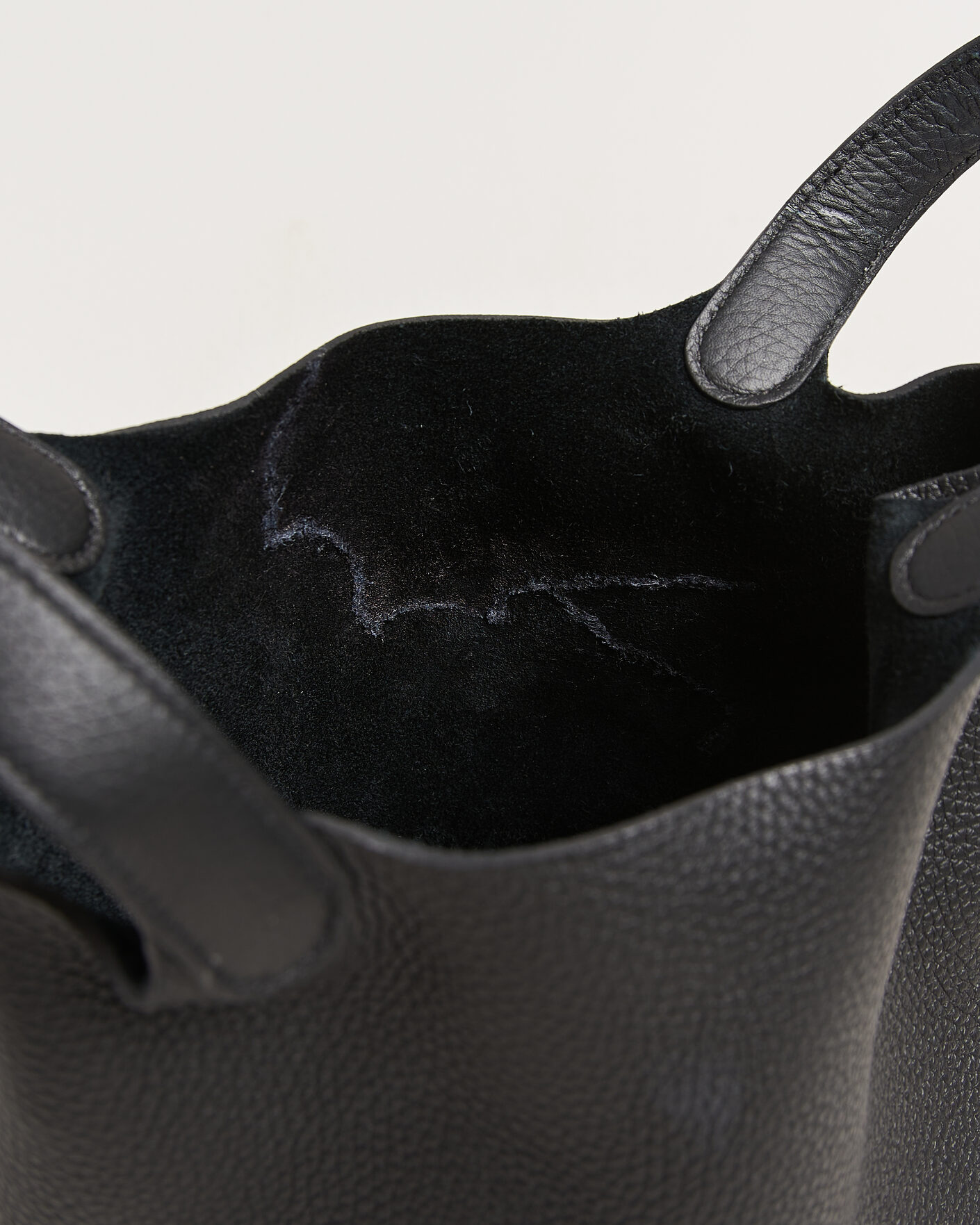Uomini | Pre-Owned & Vintage Bags | Hermès Pre-Owned | Picotin Lock 18 Black