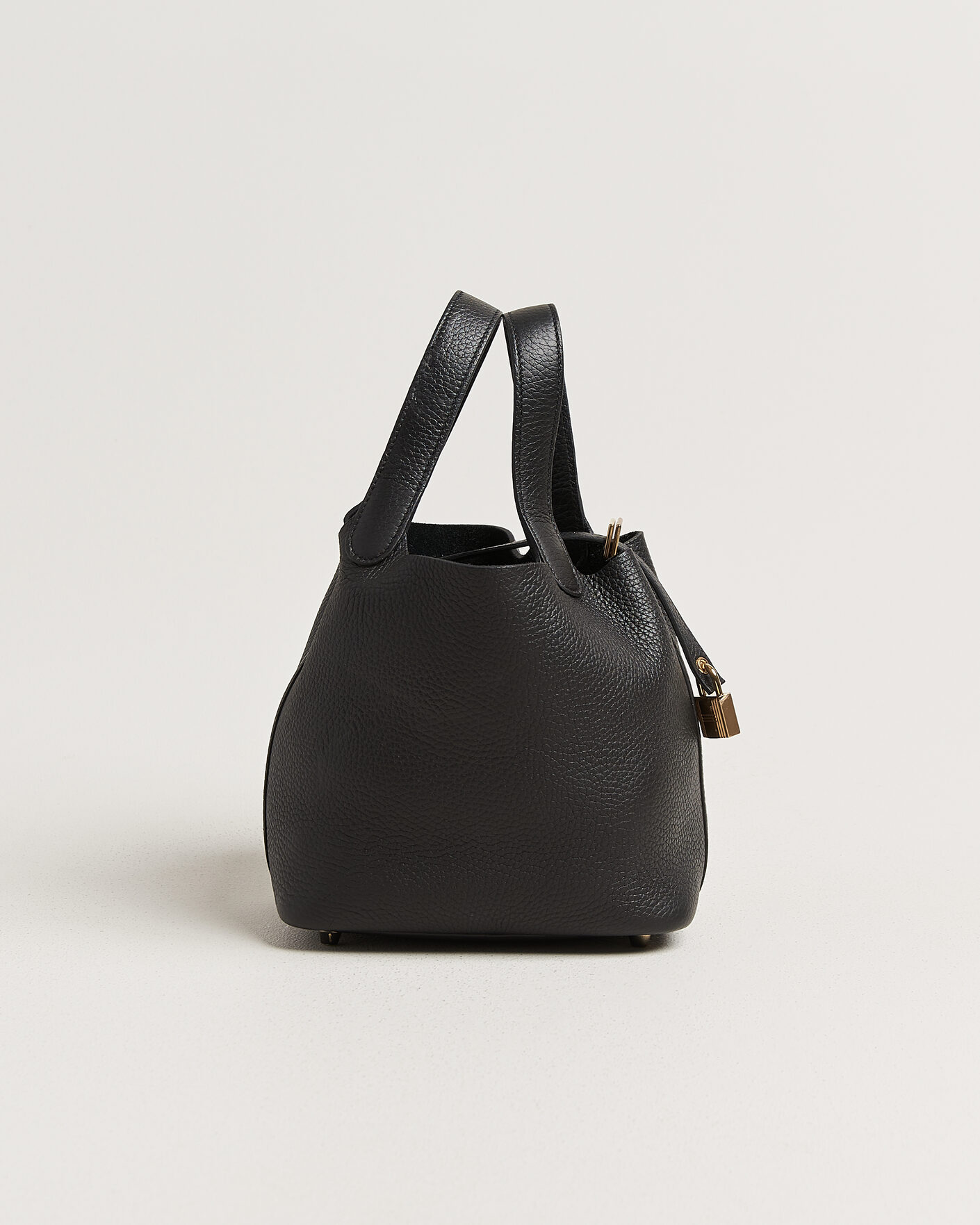 Uomini | Pre-Owned & Vintage Bags | Hermès Pre-Owned | Picotin Lock 18 Black