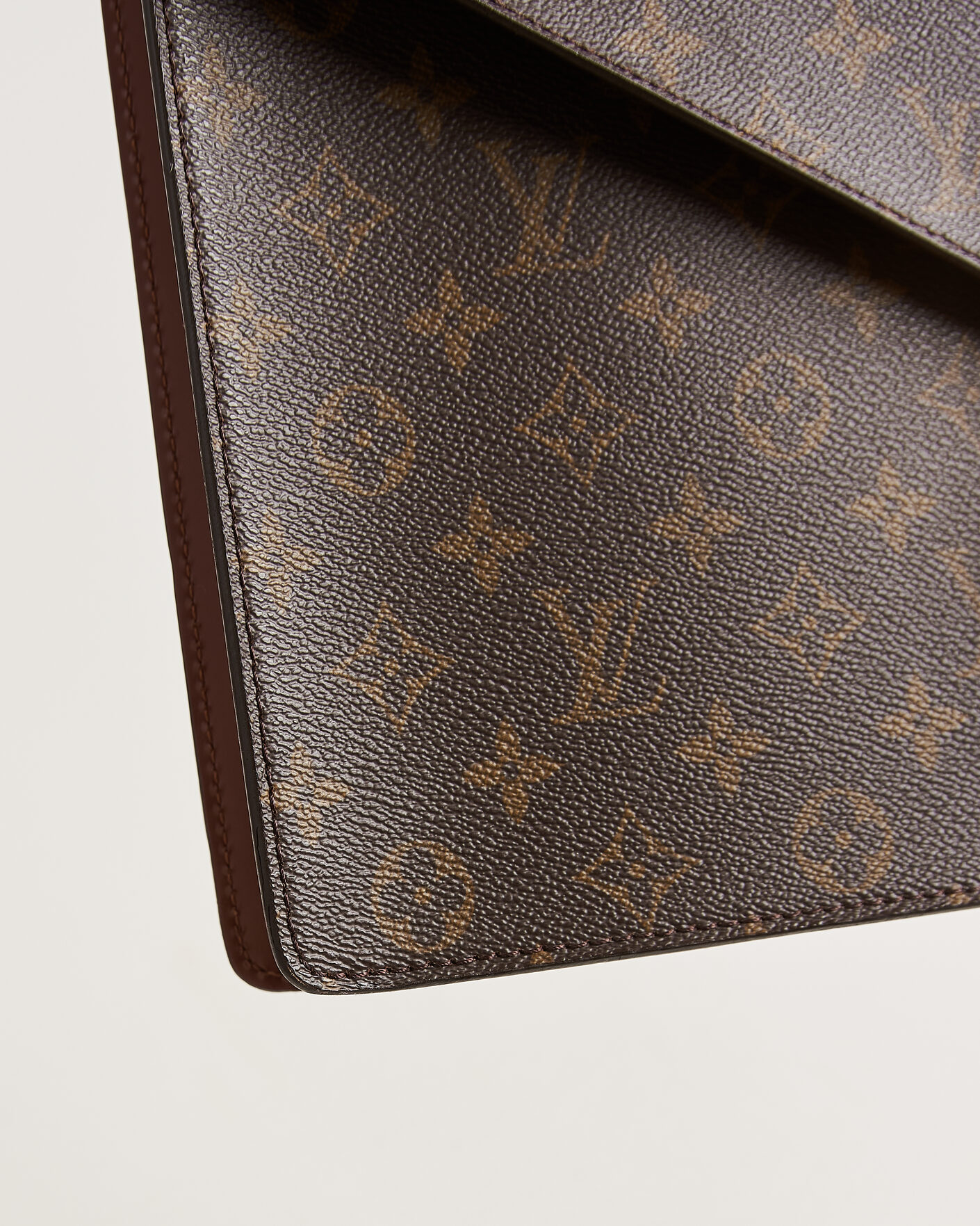 Uomini | Pre-Owned & Vintage Bags | Louis Vuitton Pre-Owned | Porte Document Bandouliére Monogram