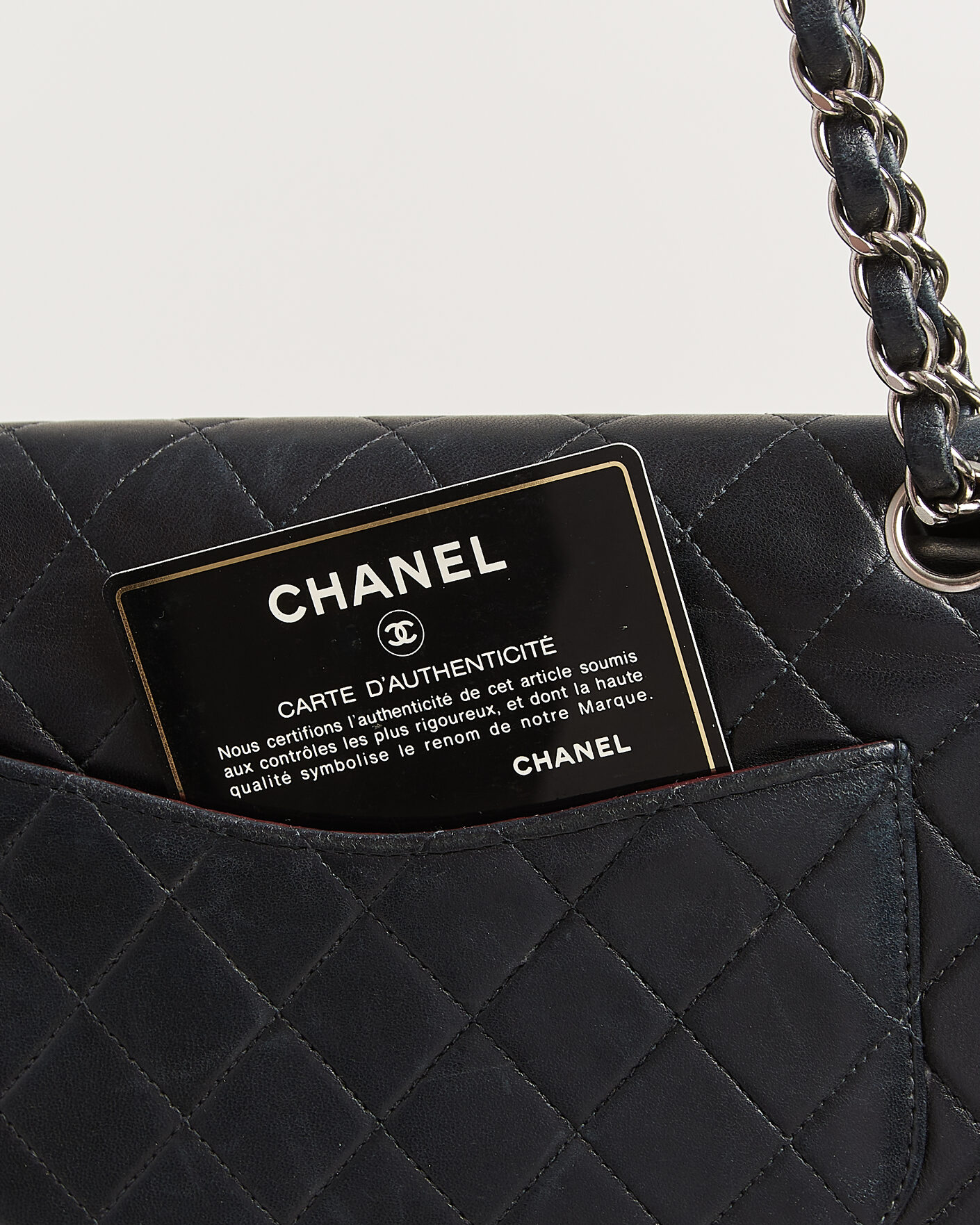Uomini | Pre-Owned & Vintage Bags | Chanel Pre-Owned | Classic Medium Double Flap Bag Lambskin Black