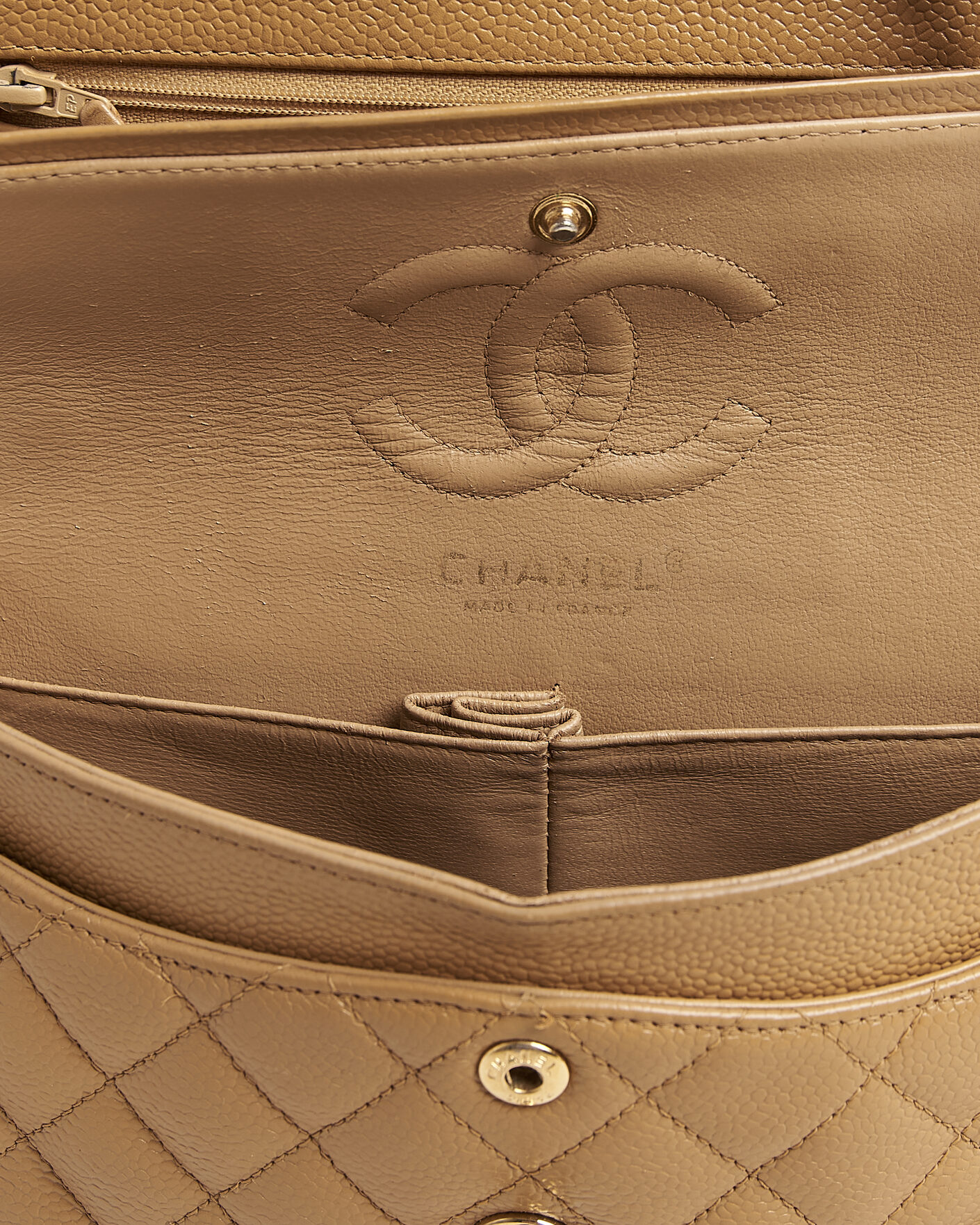 Uomini | Pre-Owned & Vintage Bags | Chanel Pre-Owned | Classic Small Double Flap Bag Caviar Leather Beige