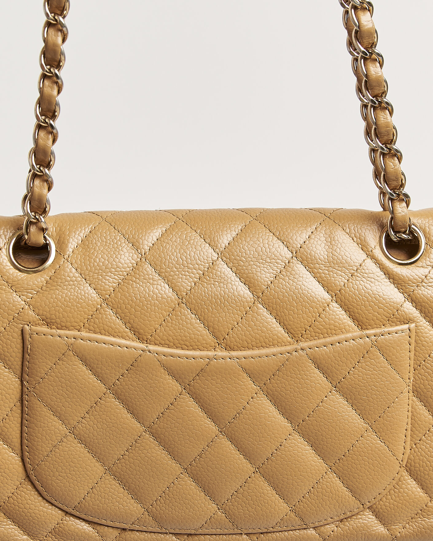 Uomini | Pre-Owned & Vintage Bags | Chanel Pre-Owned | Classic Small Double Flap Bag Caviar Leather Beige