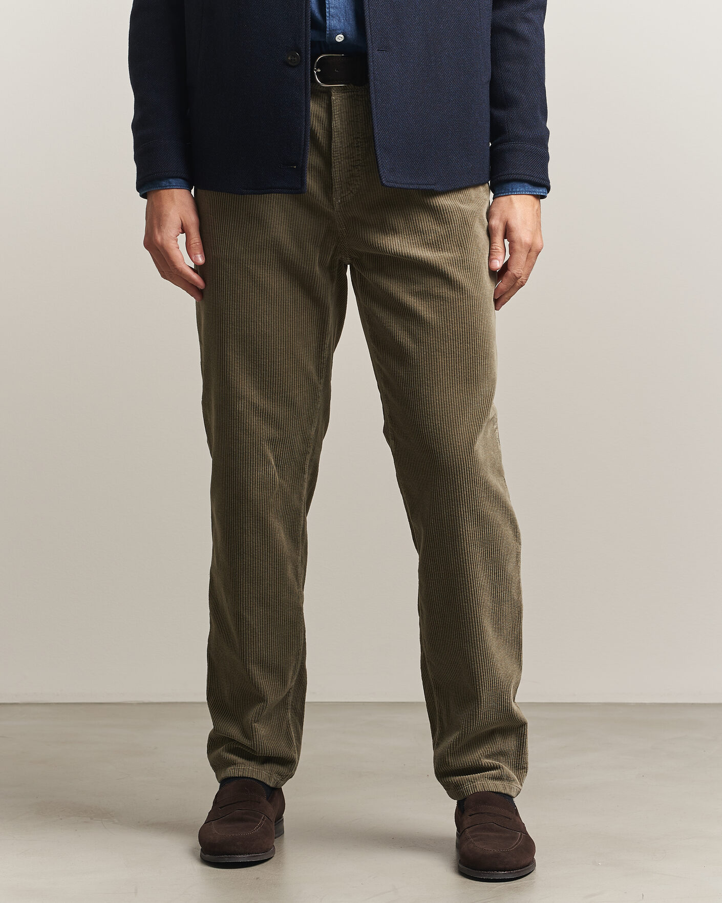 Uomini | Pantaloni | Brunello Cucinelli | Leisure Fit Corduroy 5-Pocket Pants Olive