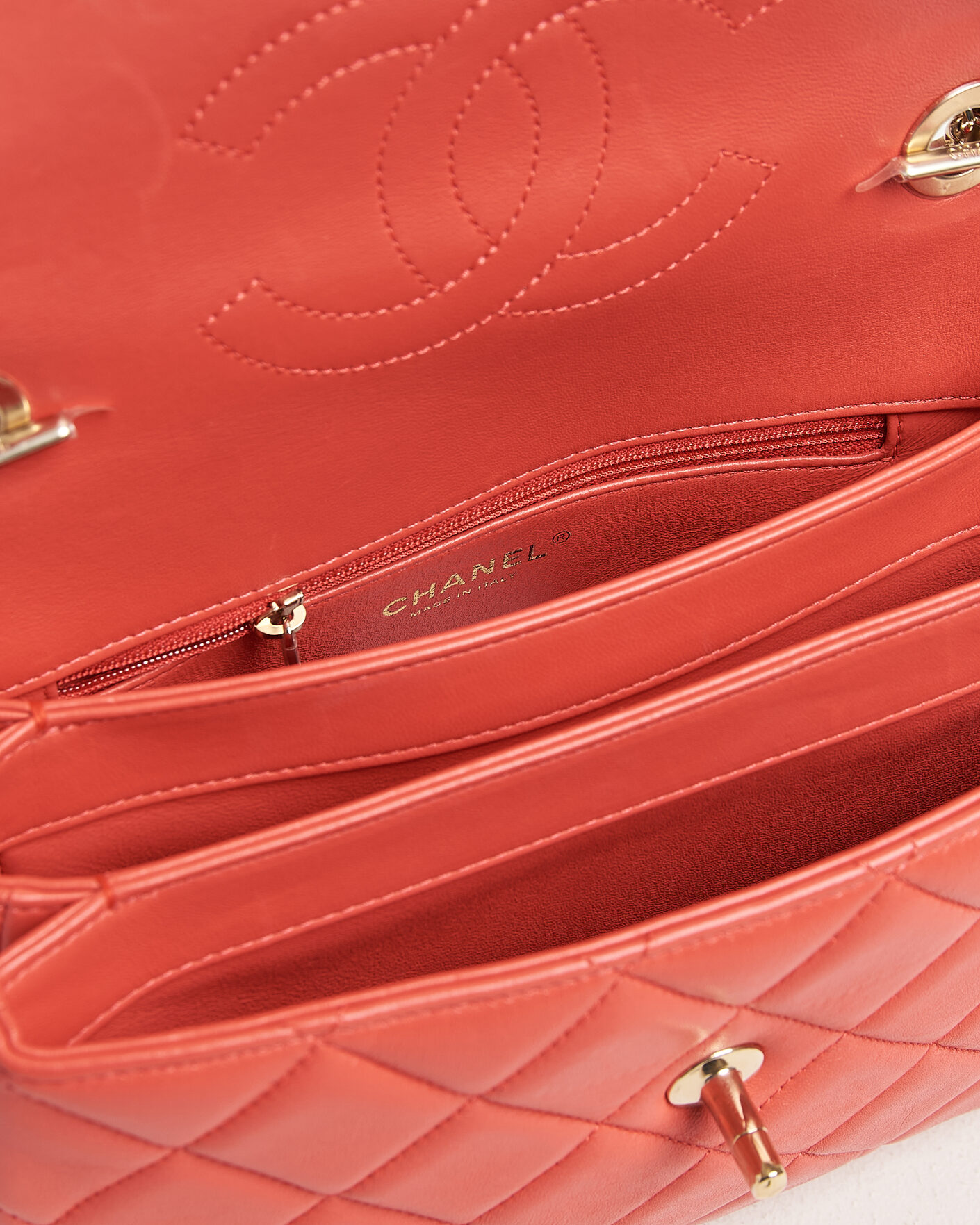 Uomini | Pre-Owned & Vintage Bags | Chanel Pre-Owned | Trendy CC Top Handle Bag Coral