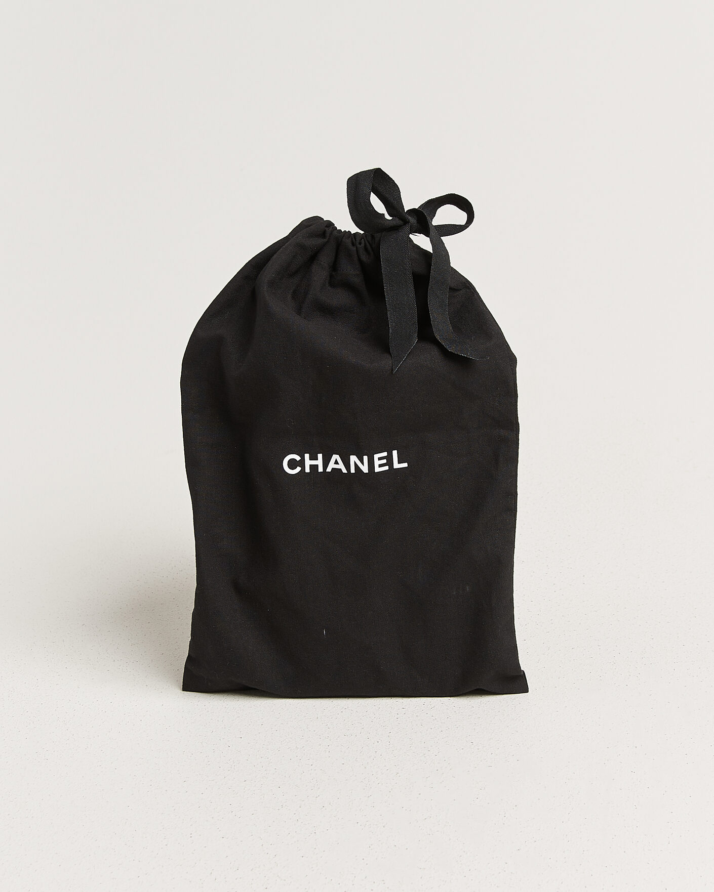 Uomini | Pre-Owned & Vintage Bags | Chanel Pre-Owned | Classic Bifold Wallet Caviar Leather Black