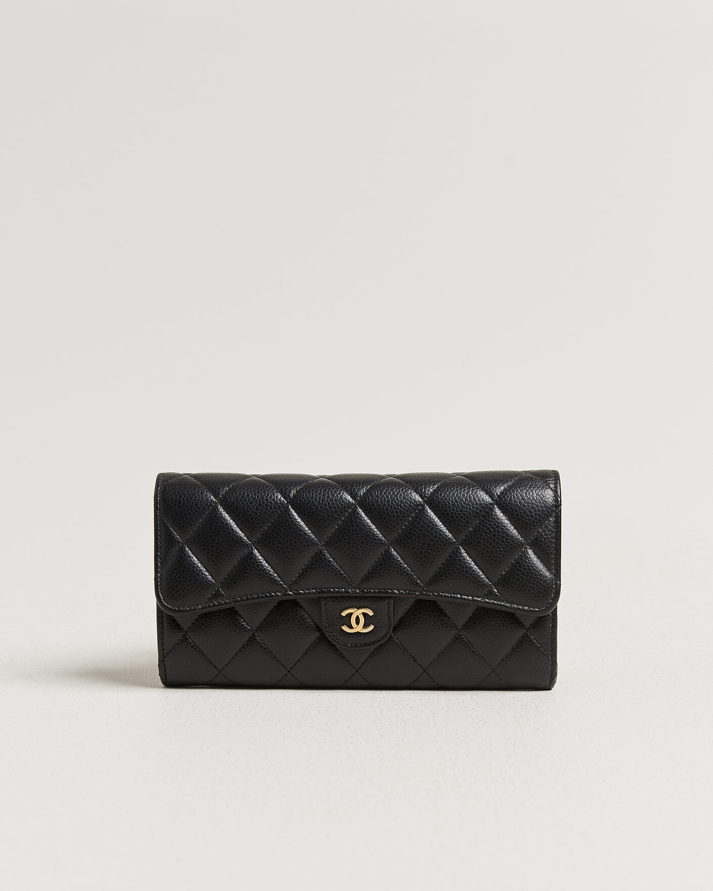 Uomini | Pre-Owned & Vintage Bags | Chanel Pre-Owned | Classic Long Flap Wallet Caviar Leather Black