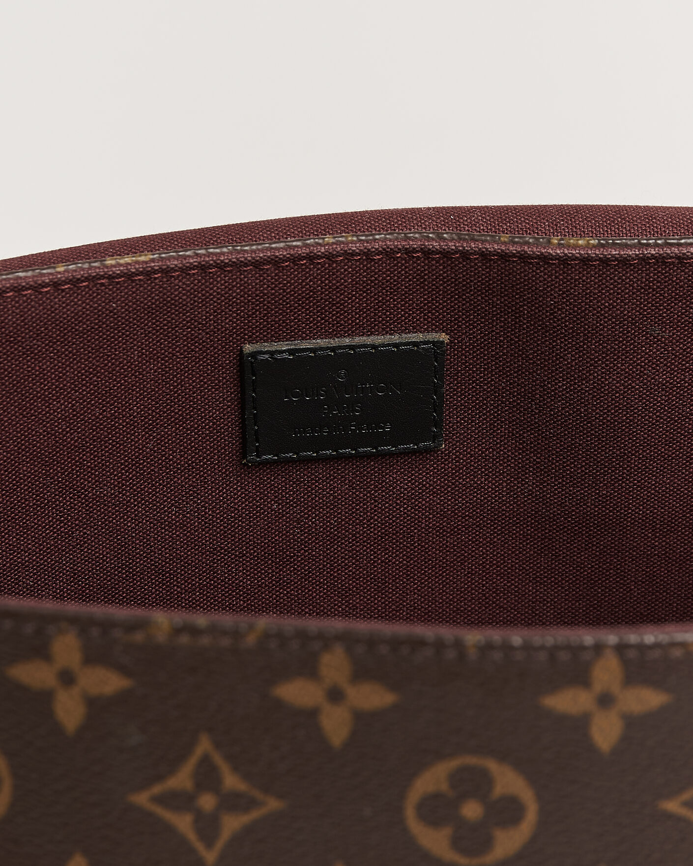 Uomini | Pre-Owned & Vintage Bags | Louis Vuitton Pre-Owned | Abbesses Messenger Bag Monogram Macassar