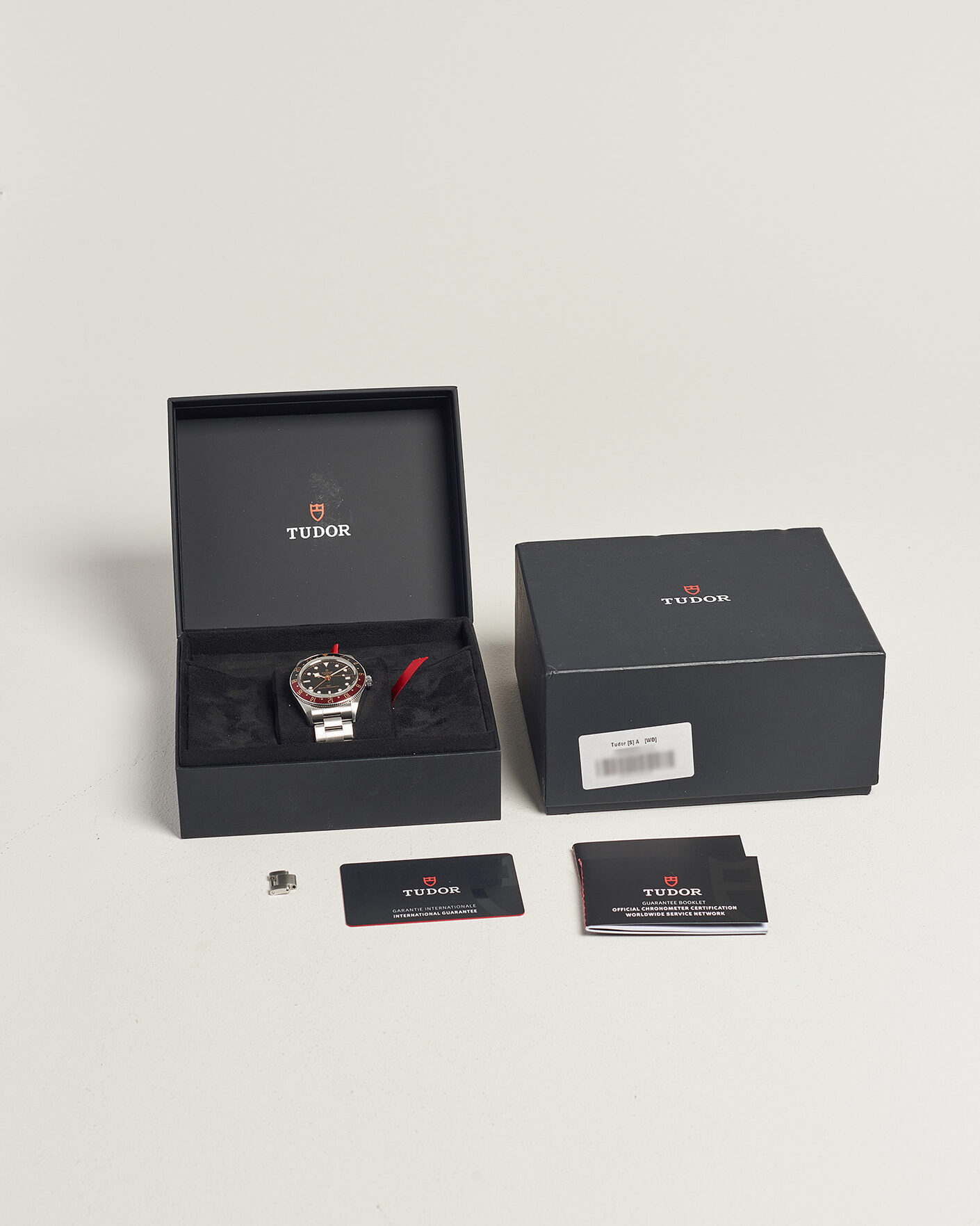 Uomini | Pre-Owned & Vintage Watches | Tudor Pre-Owned | Black Bay GMT Coke