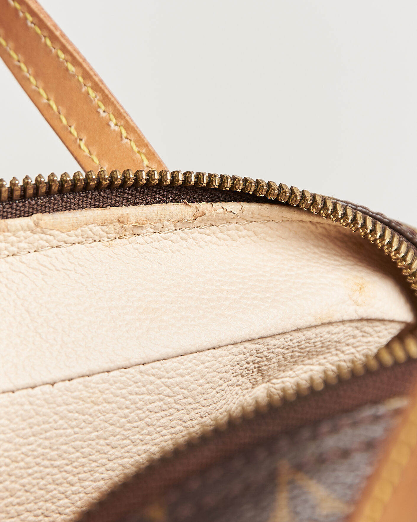 Uomini | Pre-Owned & Vintage Bags | Louis Vuitton Pre-Owned | Spontini Bag Monogram