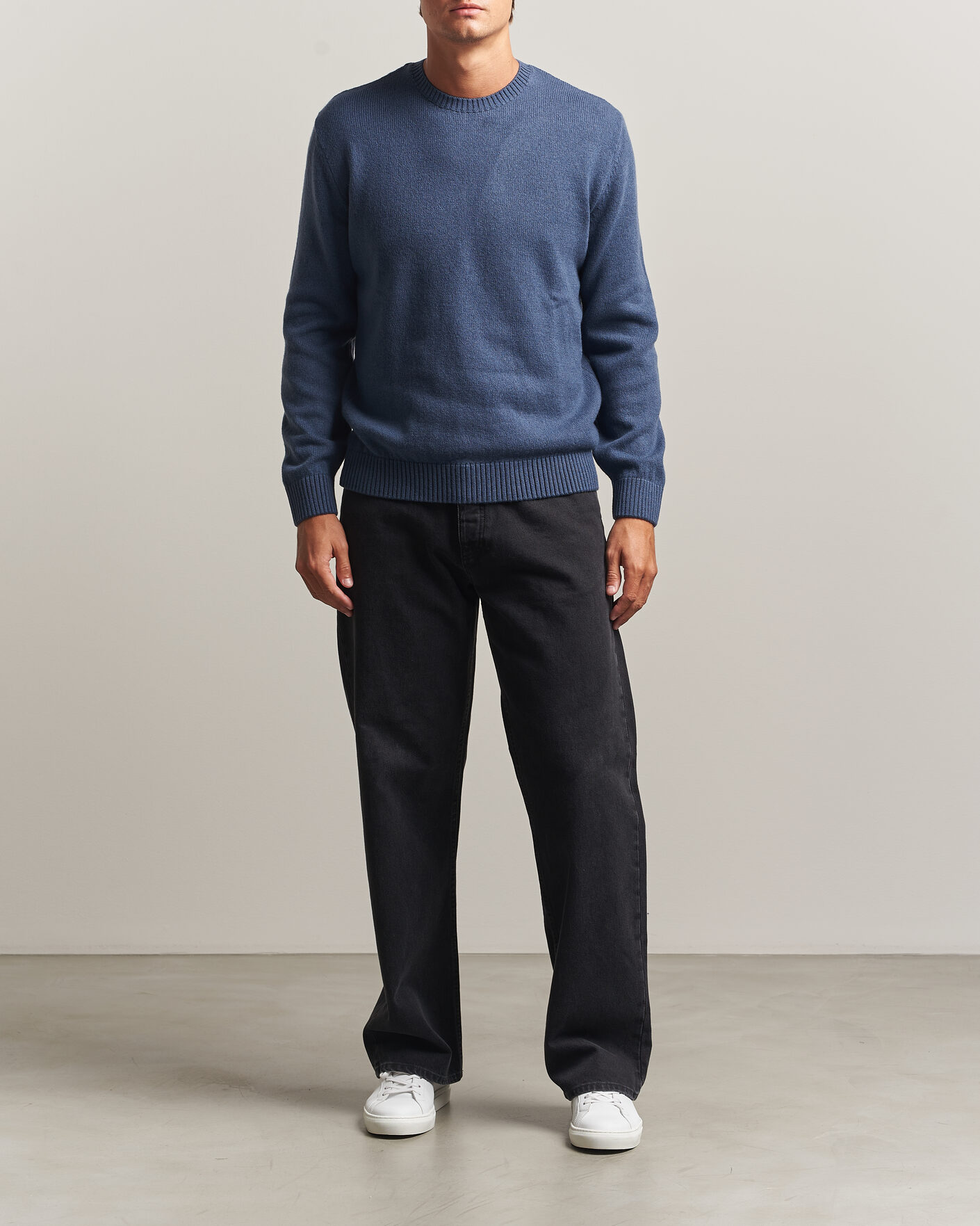 Uomini | Maglieria | Colorful Standard | Classic Merino Wool Crew Neck Petrol Blue