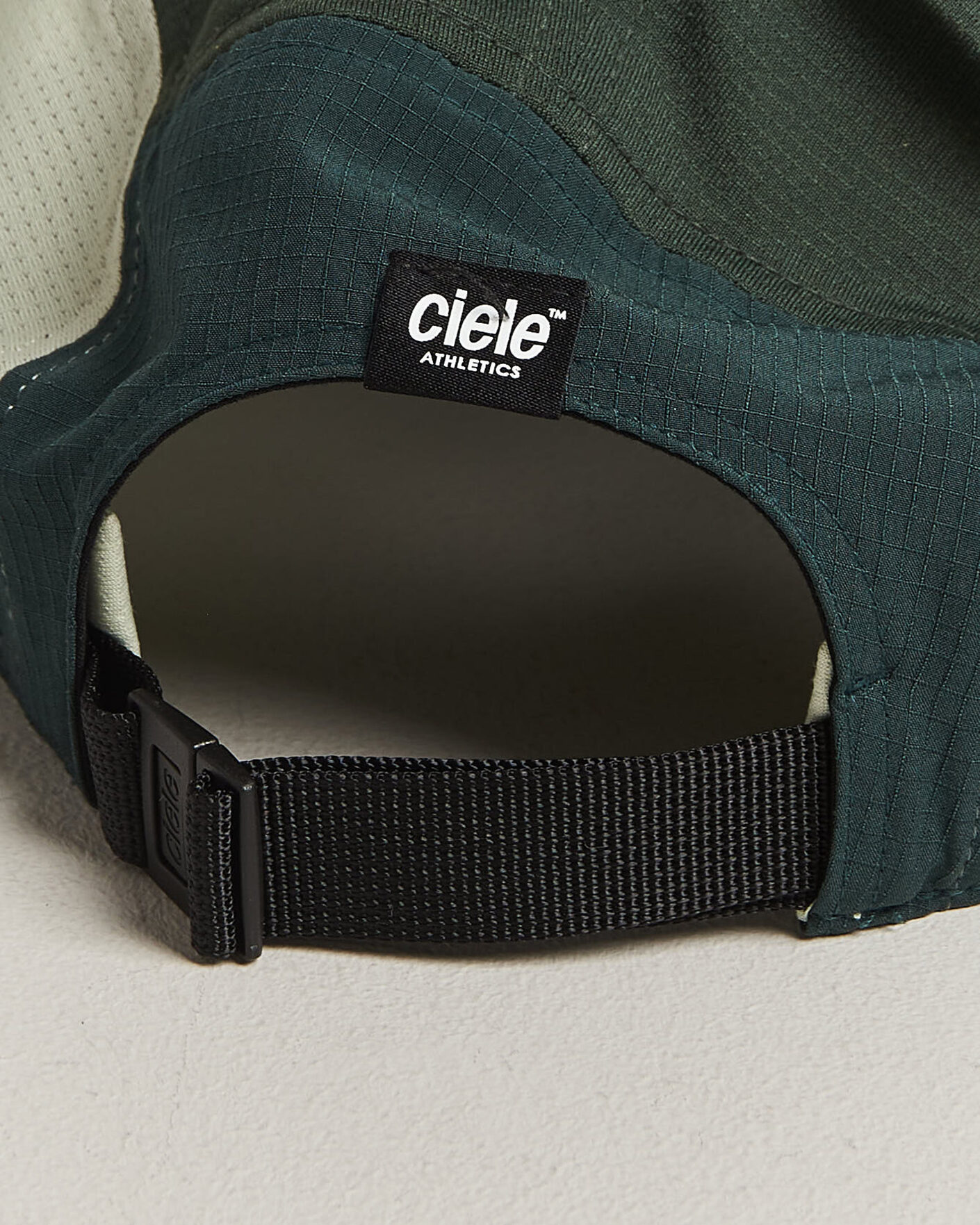 Uomini | Cappelli & Berretti | Ciele | GOCap Field Running Cap Spruce Light Moss