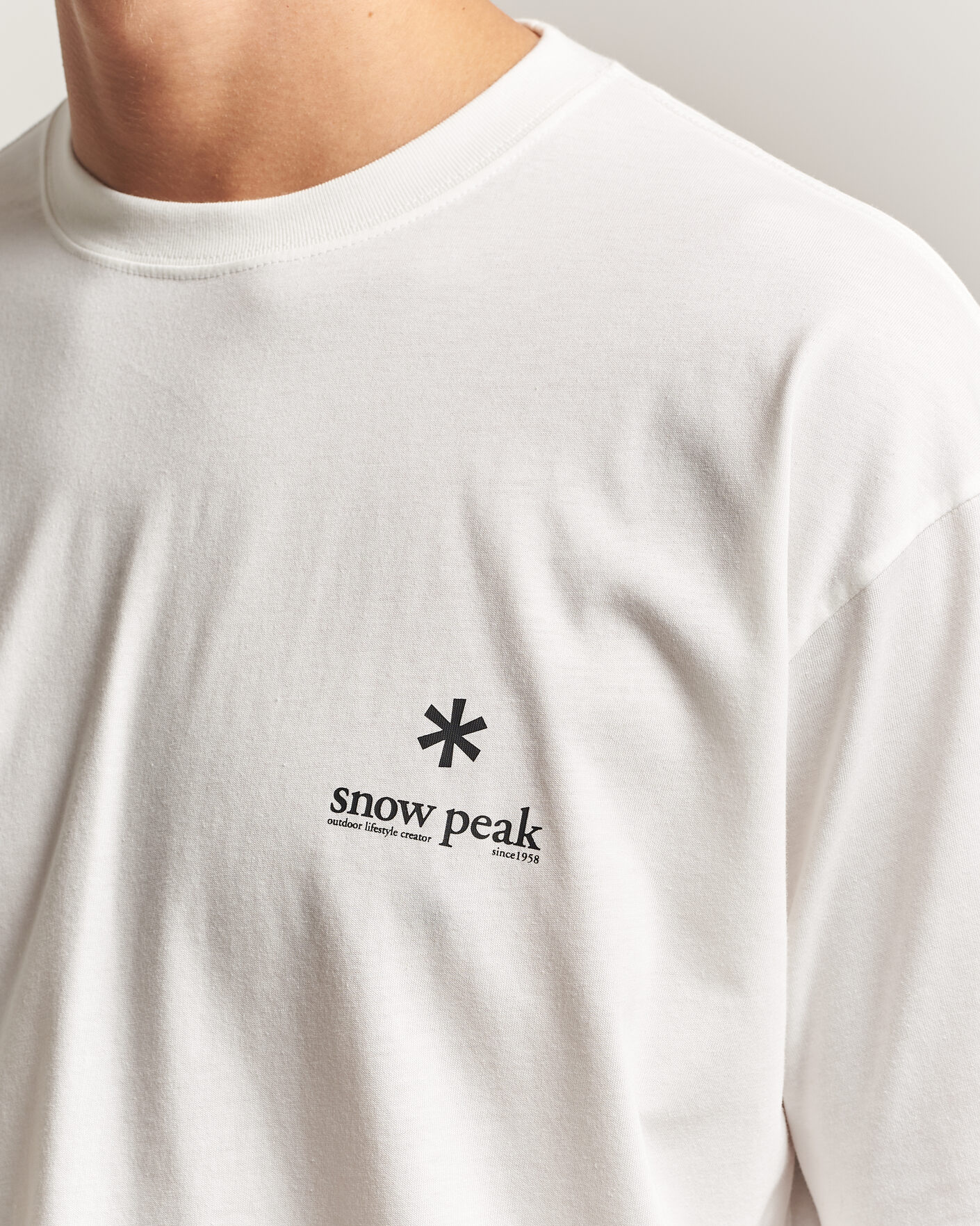 Uomini | T-shirt | Snow Peak | Soft Cotton Relaxed Logo T-Shirt Off White