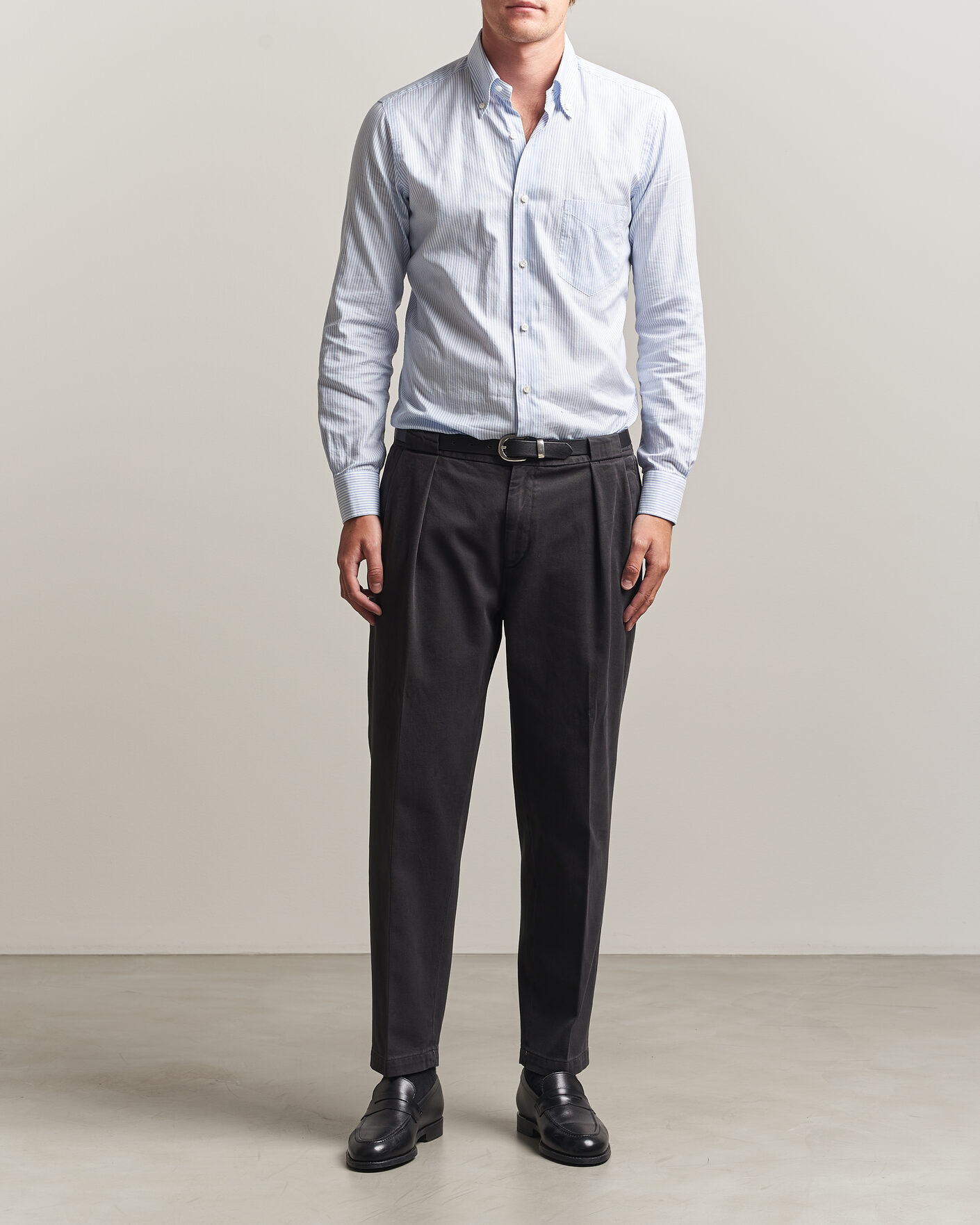 Uomini | Pantaloni | Briglia 1949 | Portobello Loose Fit Cotton Trousers Dark Grey