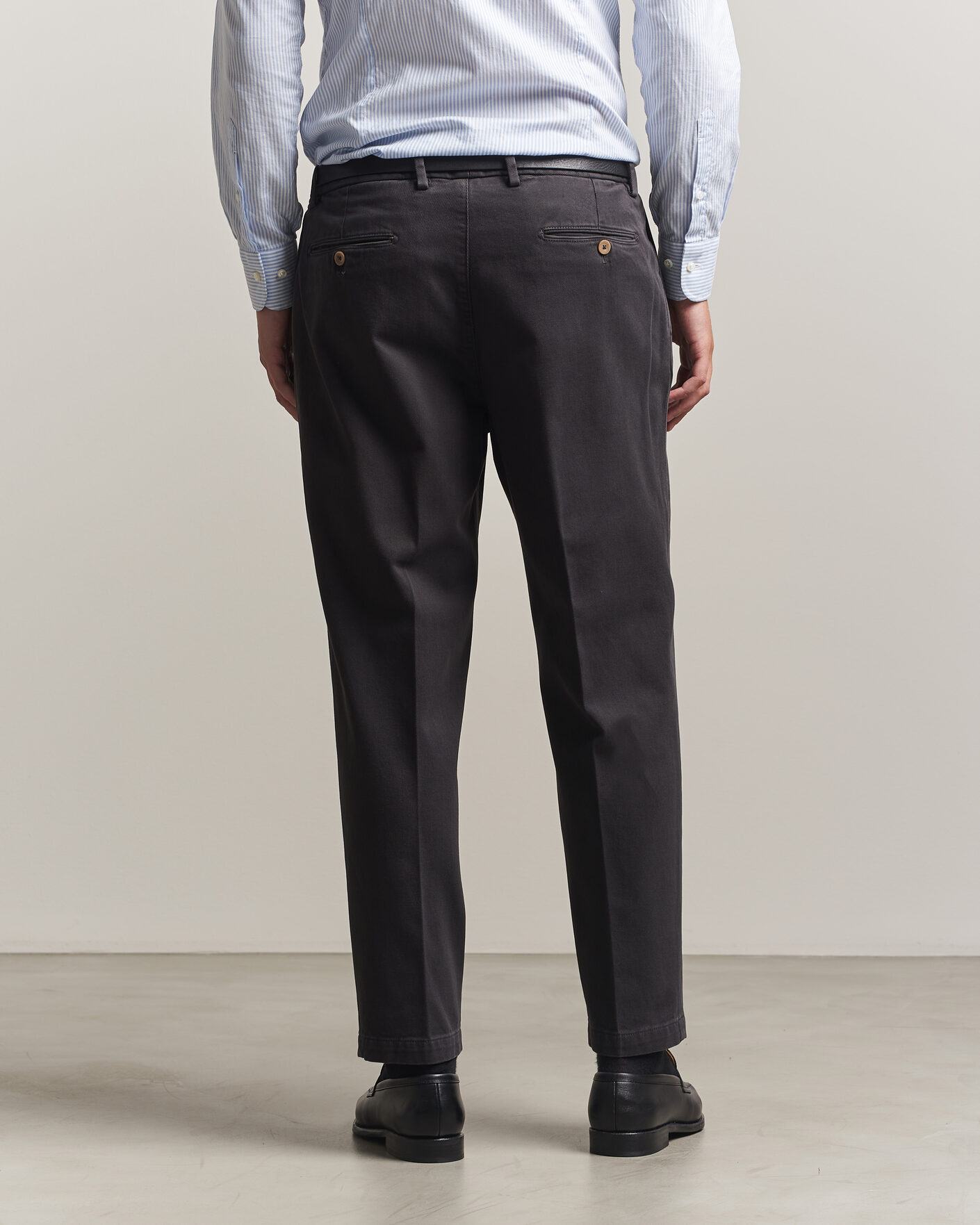 Uomini | Pantaloni | Briglia 1949 | Portobello Loose Fit Cotton Trousers Dark Grey