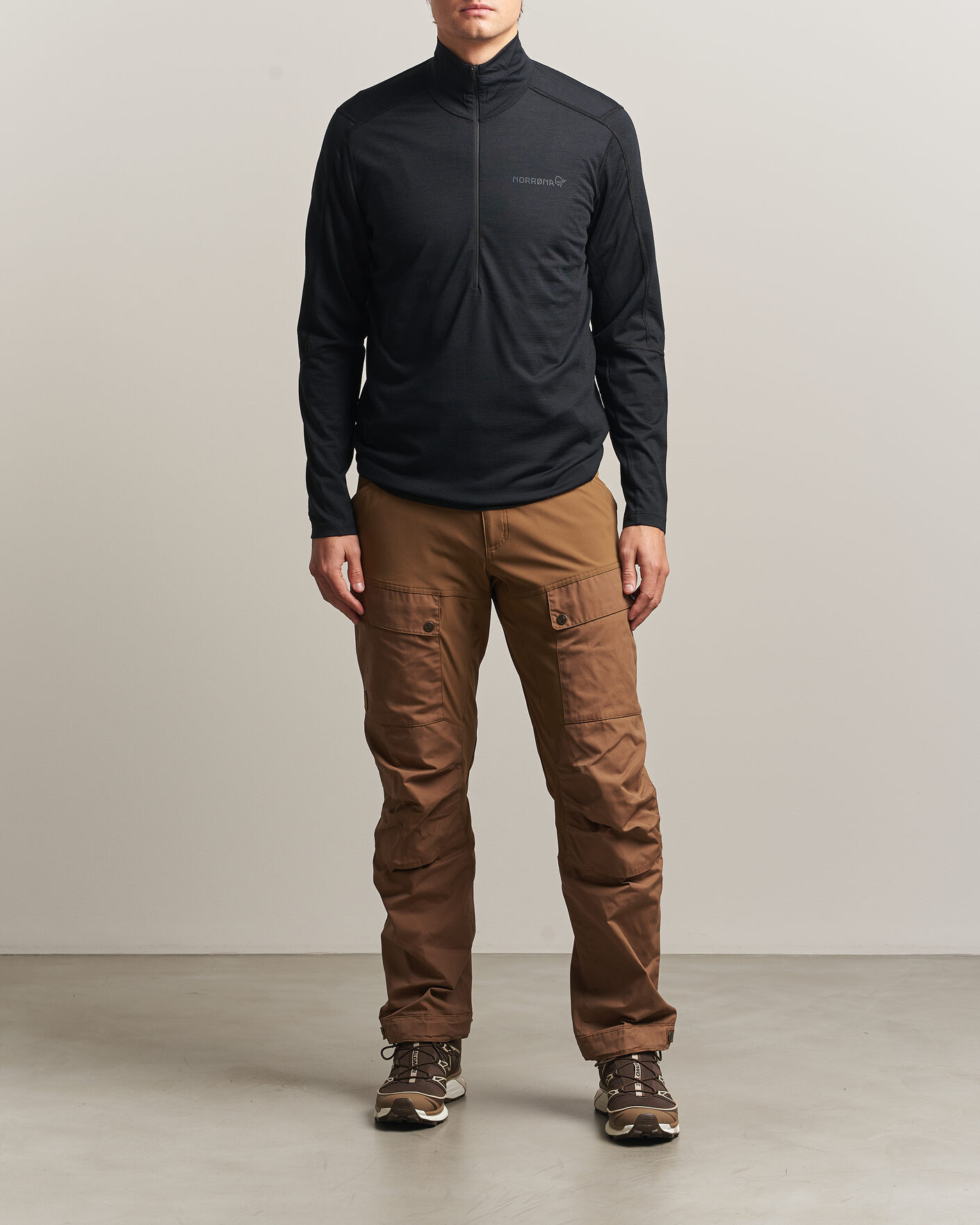 Uomini | Maglieria | Norrøna | Falketind Equalizer Wool Zip Neck Caviar Black